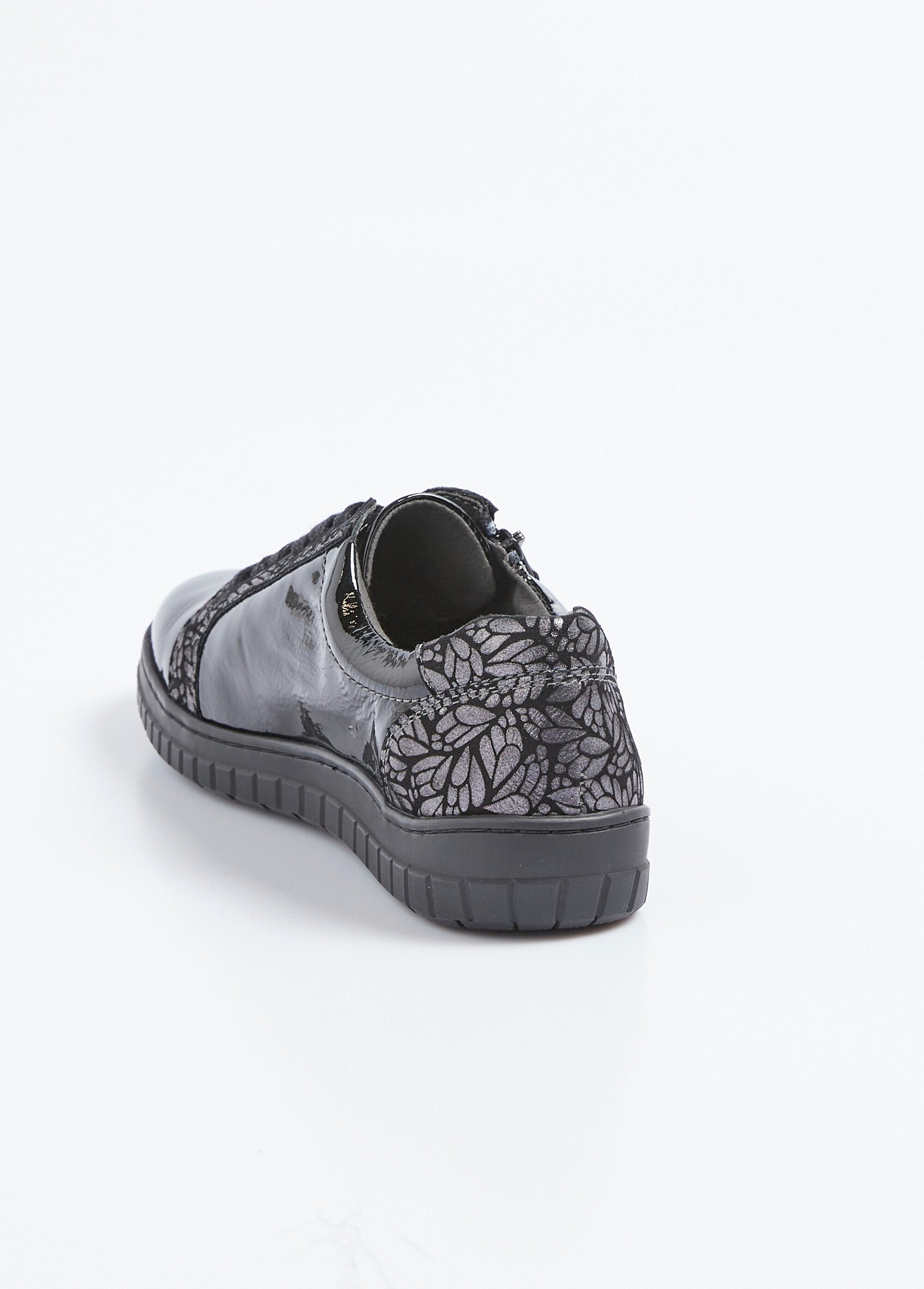 Comfort_wide_laced_and_zipped_sneakers_Black_DO1_slim