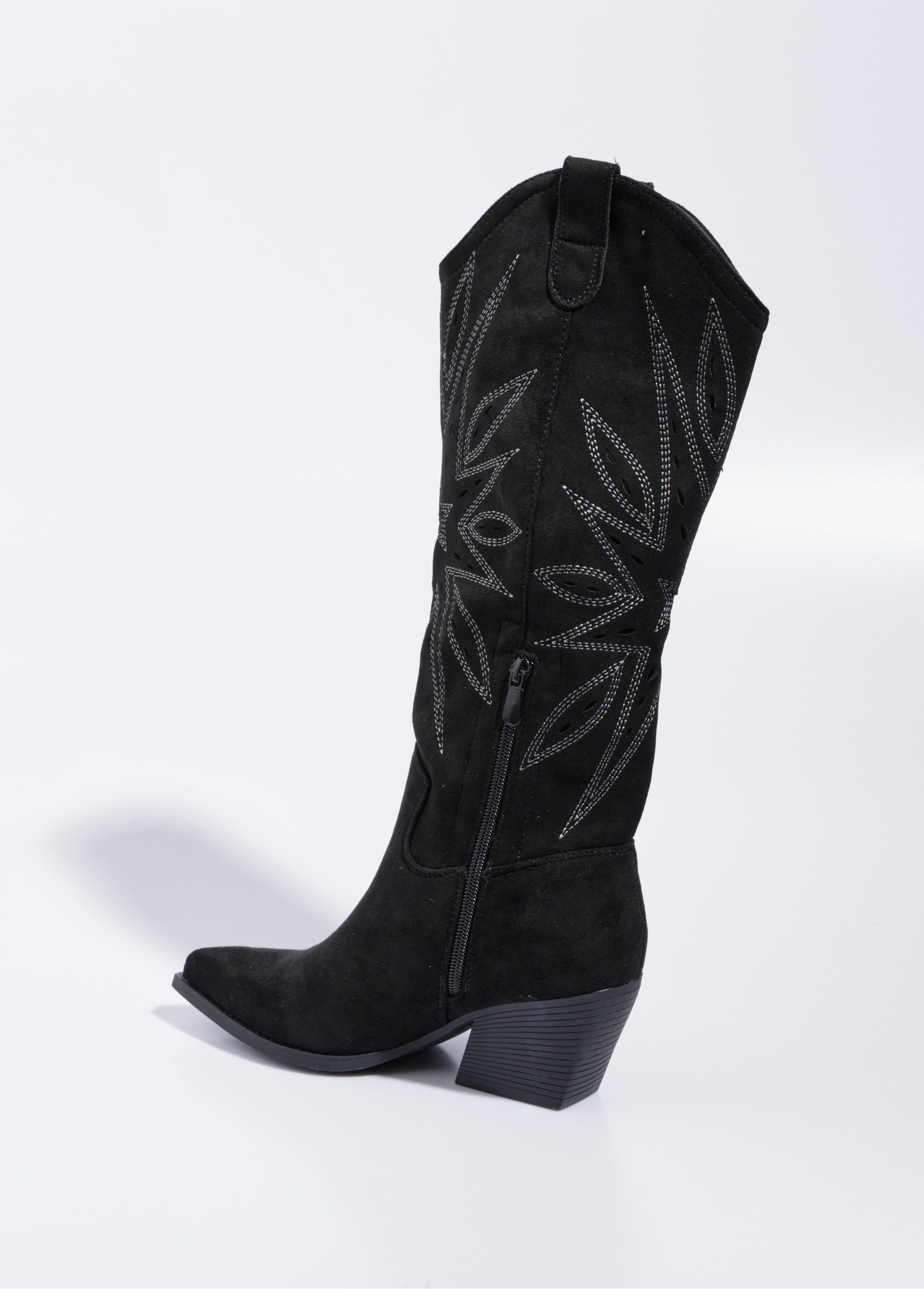 Embroidered_western_boots_with_beveled_heel_Black_DO1_slim