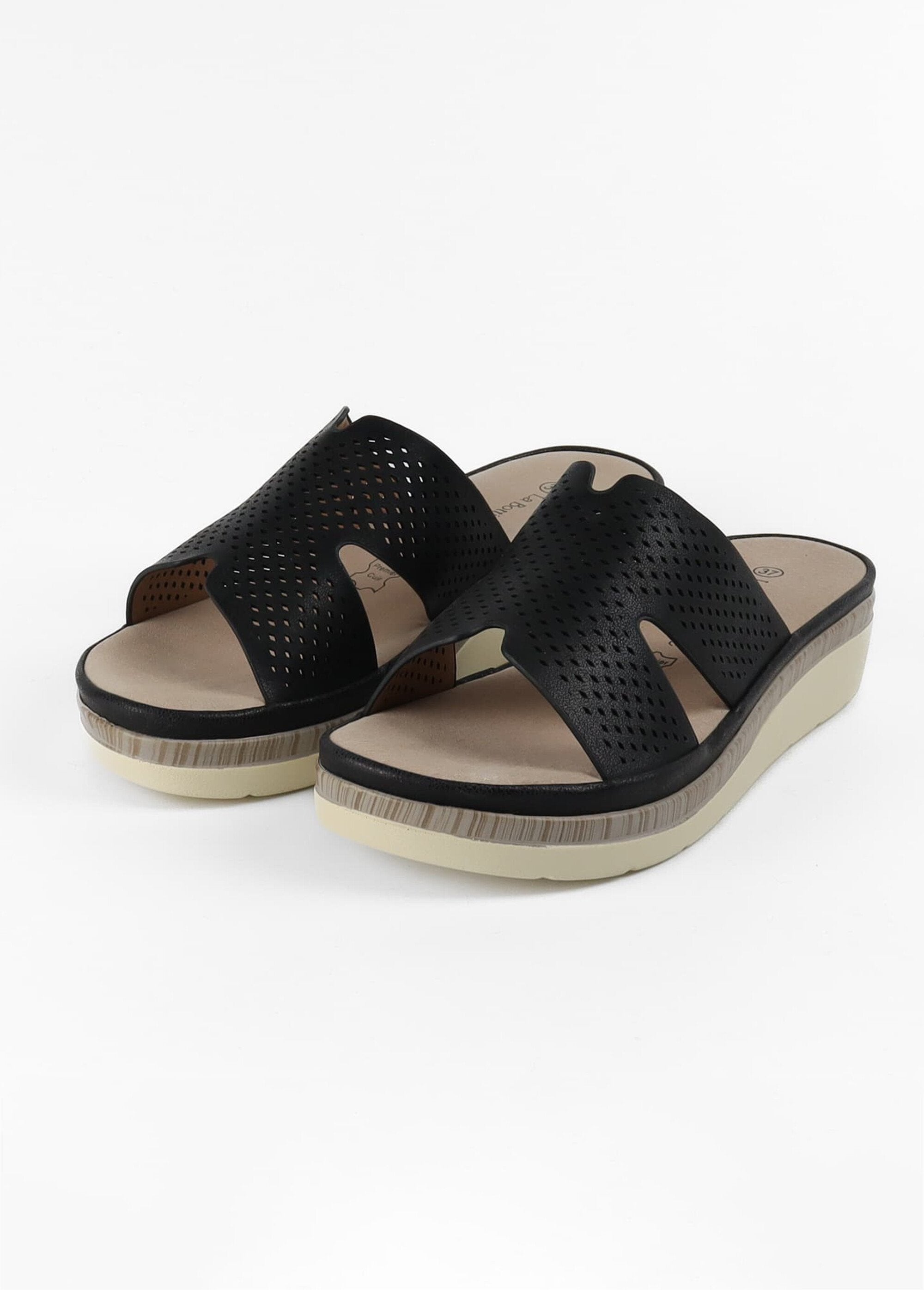 Wedge_mules_Black_DE1_slim