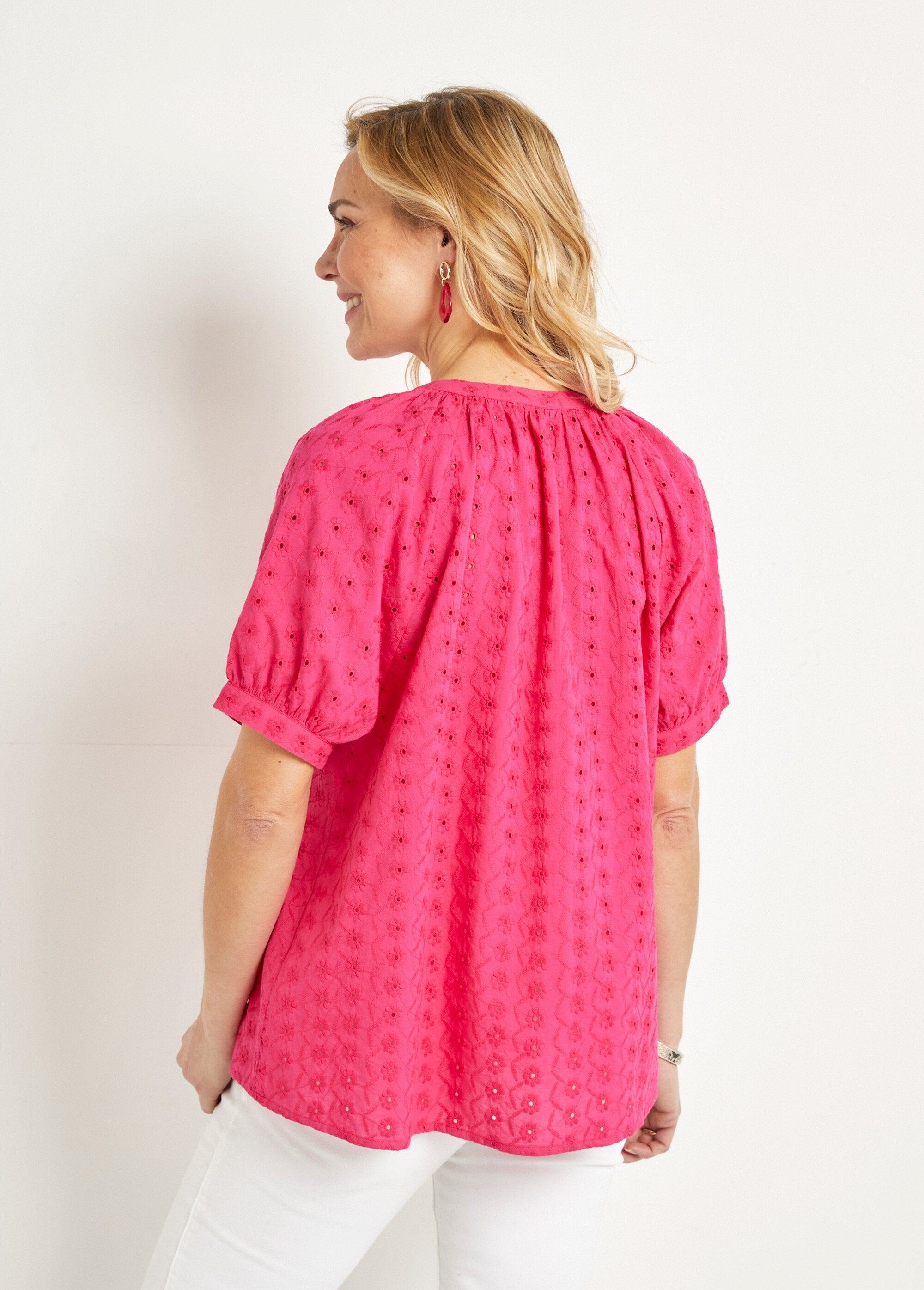 Loose-fitting_embroidered_cotton_blouse_without_collar_Fuchsia_DO1_slim