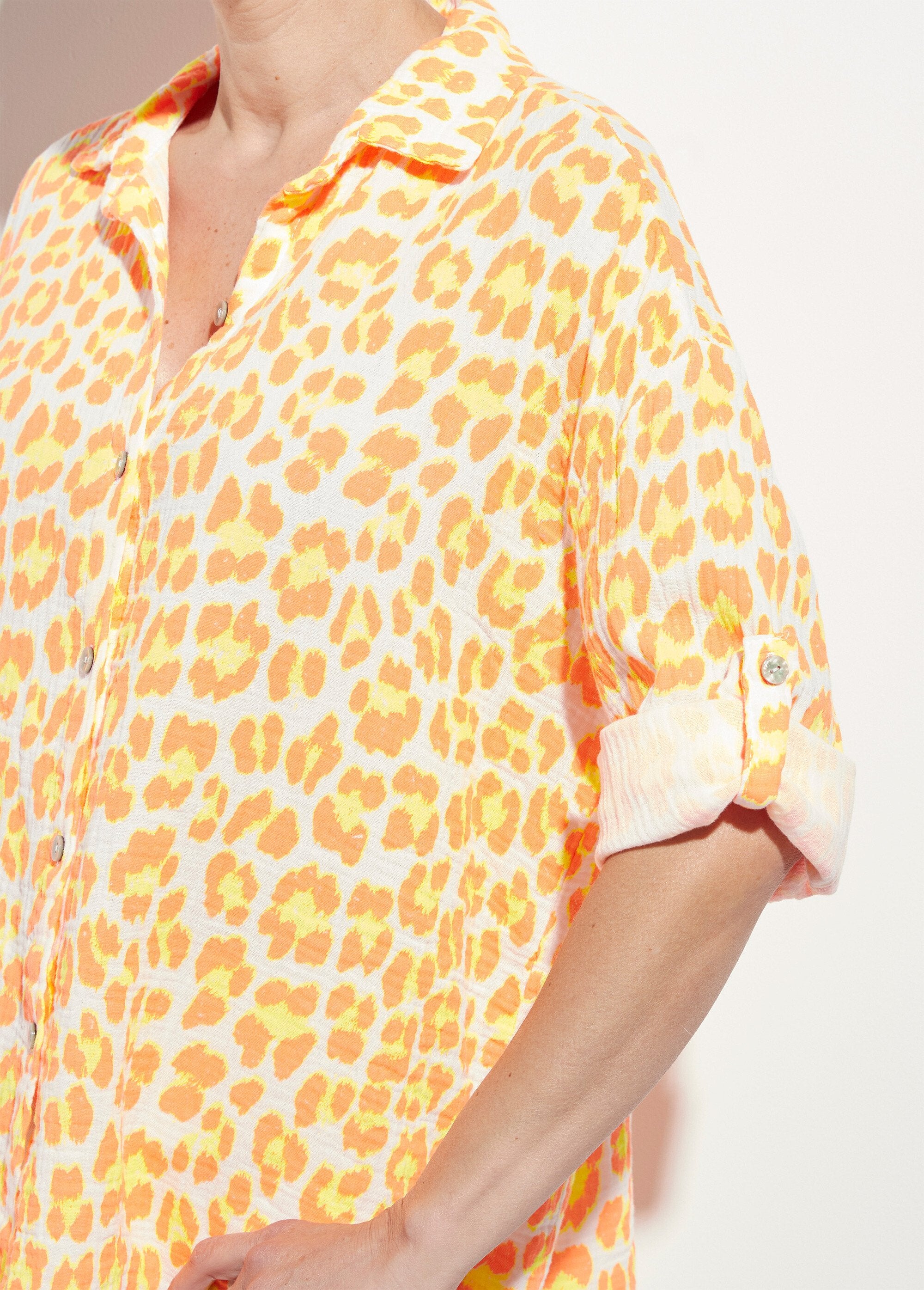Fluorescent_leopard_cotton_gauze_blouse_Orange_DE1_slim