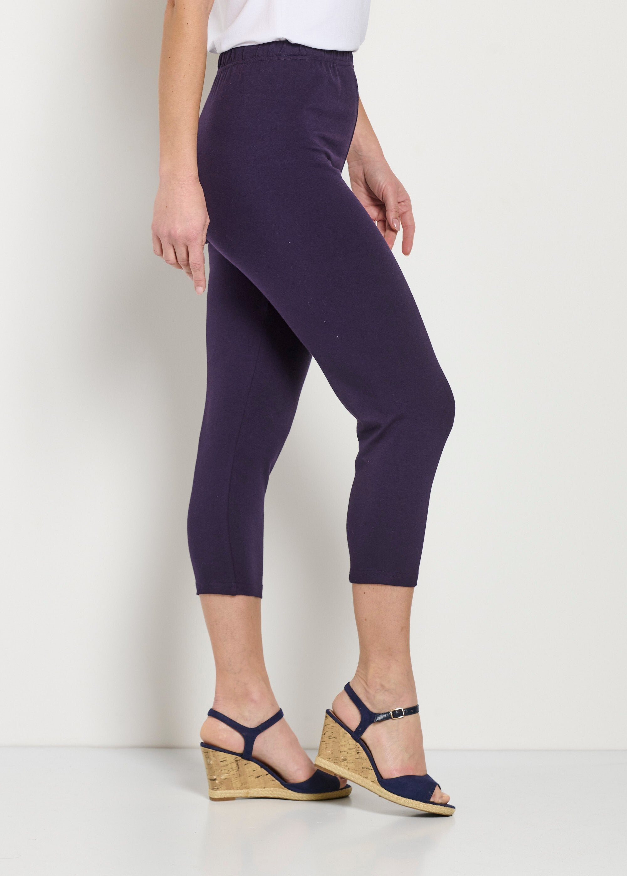 Short_leggings_with_elasticated_waistband_in_cotton_Plain_plum_DR1_slim