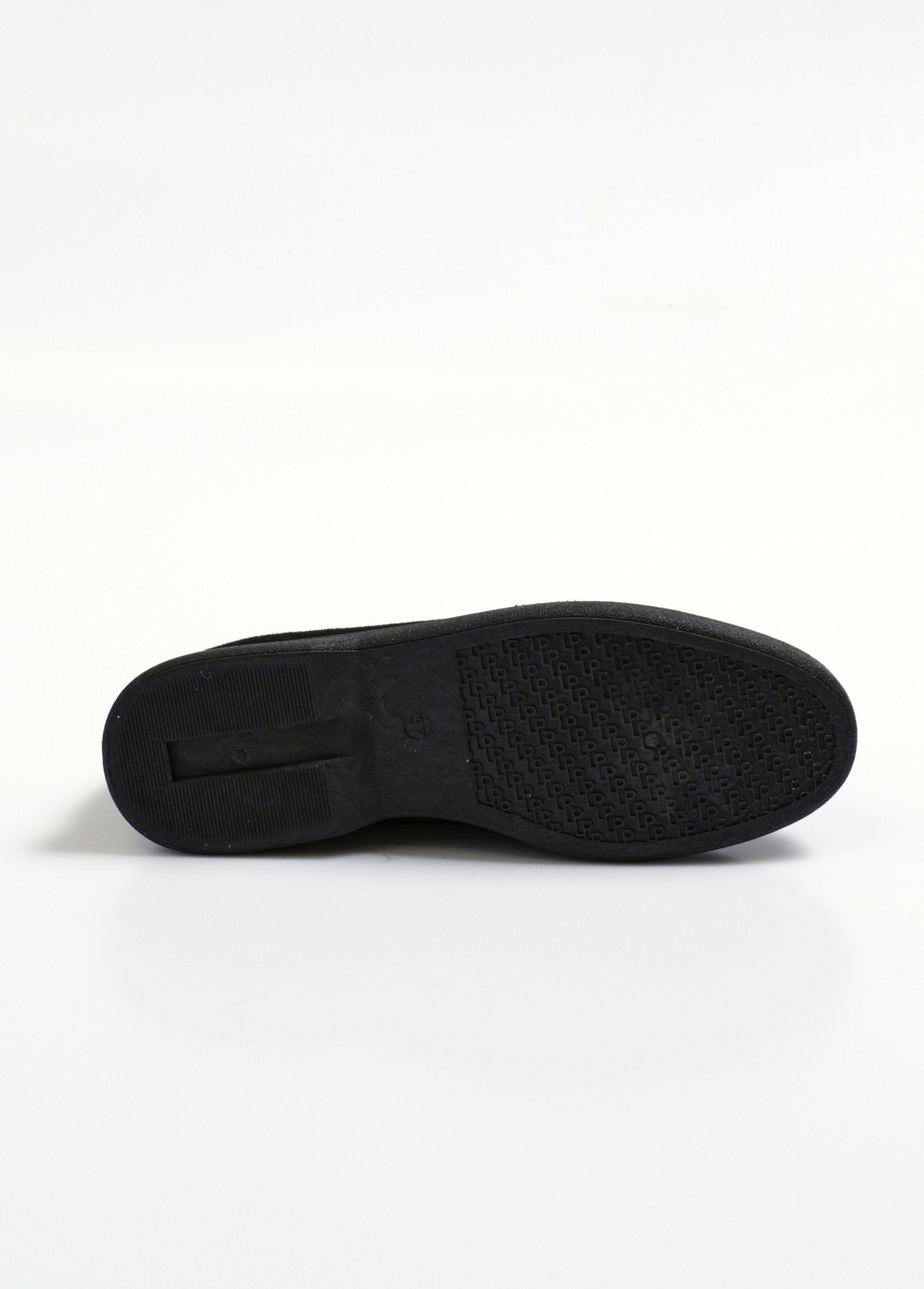 Comfortable_suede_loafers_Black_UN1_slim