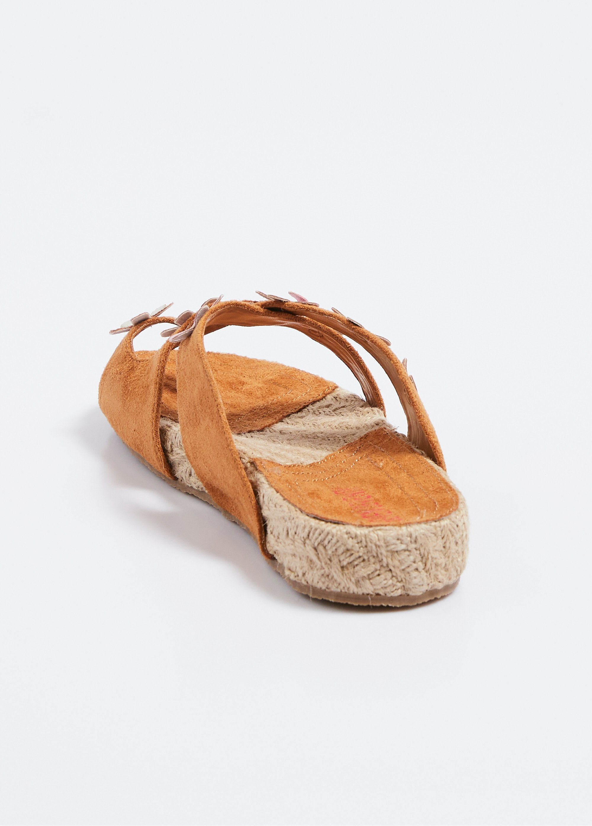 Wedge_mules_with_flower_details_Light_brown_DO1_slim