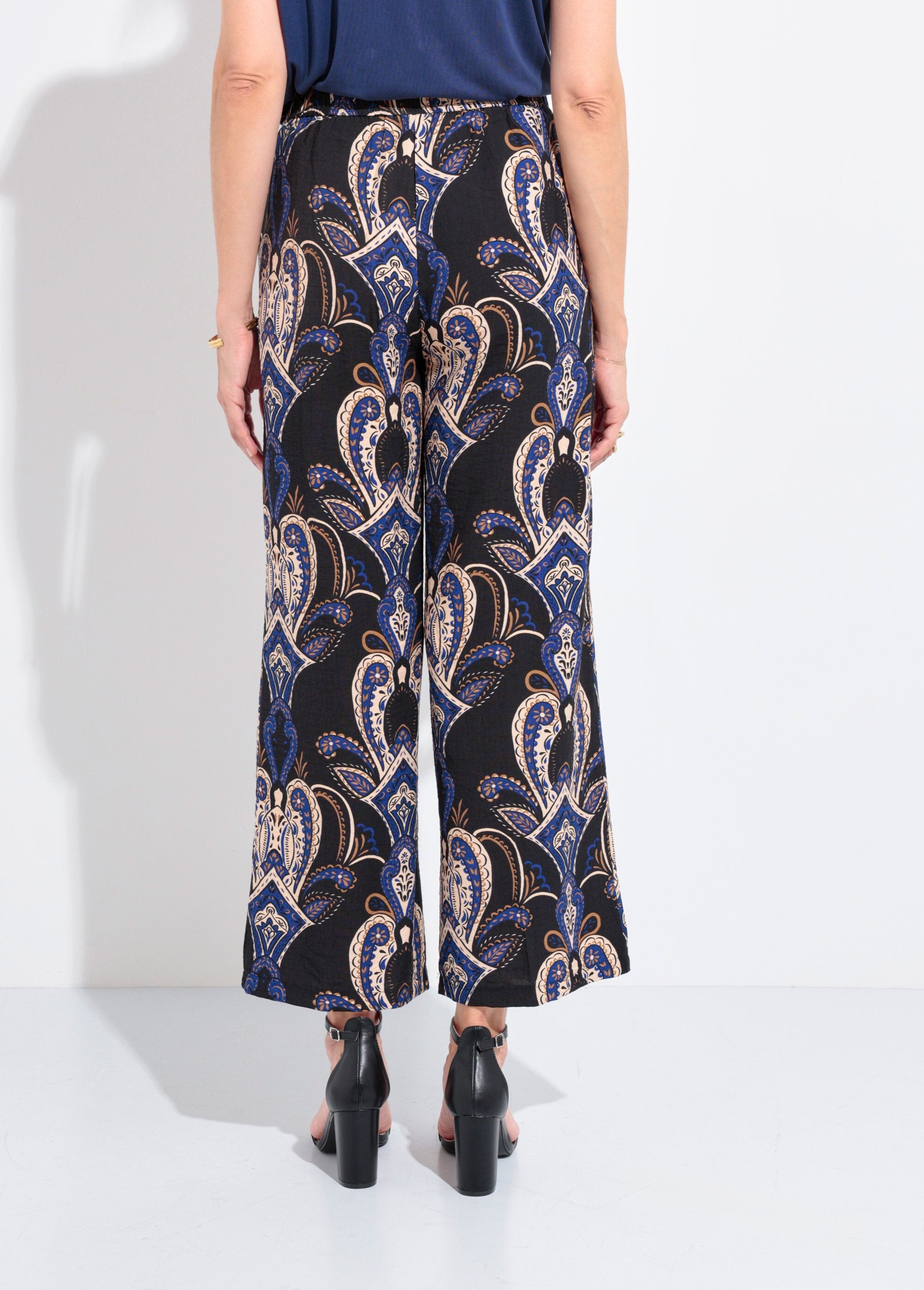 Loose_elasticated_paisley_pattern_pants_Marine_DO1_slim