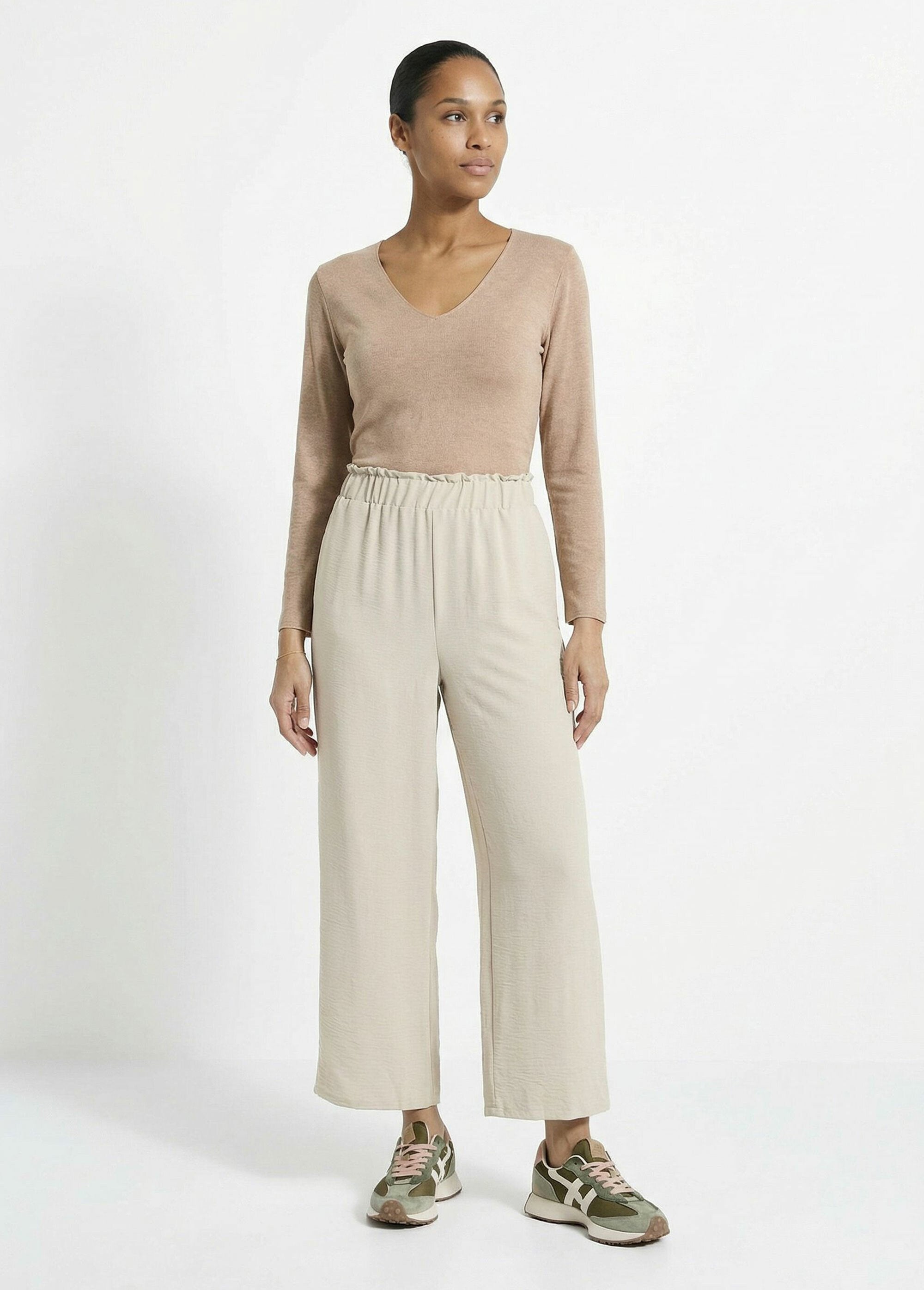 Wide-leg_flowing_crepe_trousers_Beige_SF1_slim