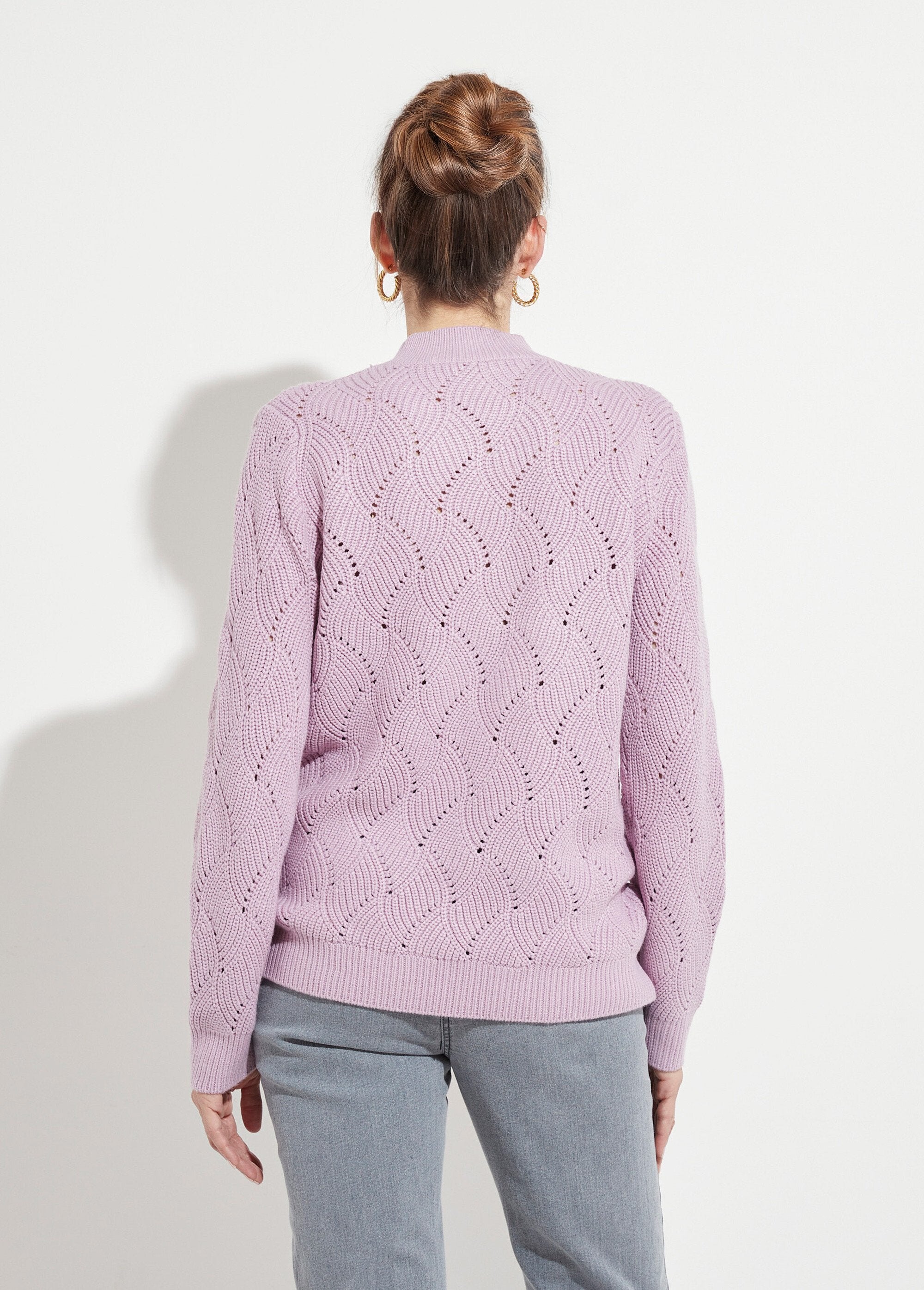 Warm_high-neck_sweater_with_thick_openwork_knit_Lilac_DO1_slim