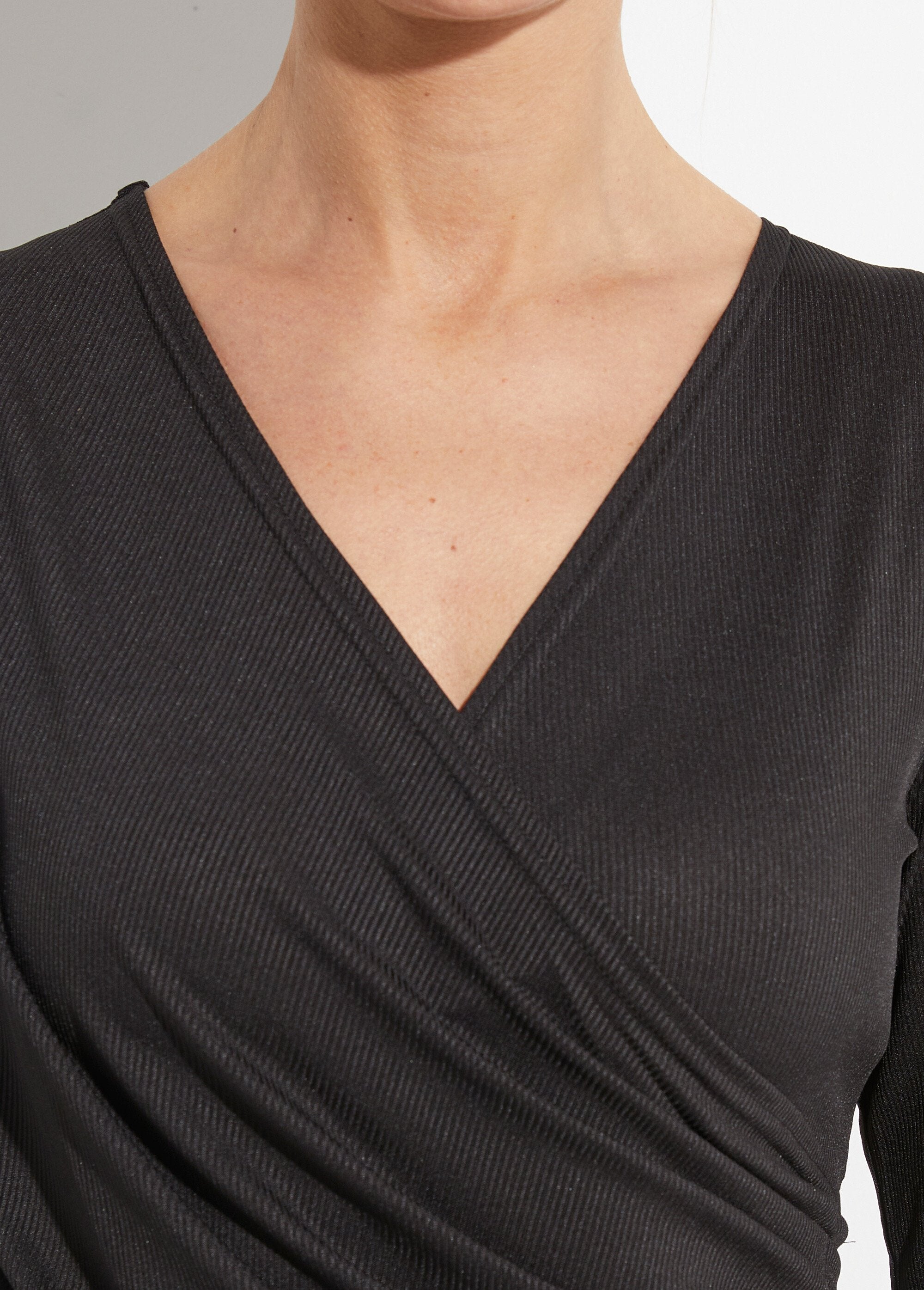 Essential_ribbed_jersey_wrap_dress_Black_DE1_slim