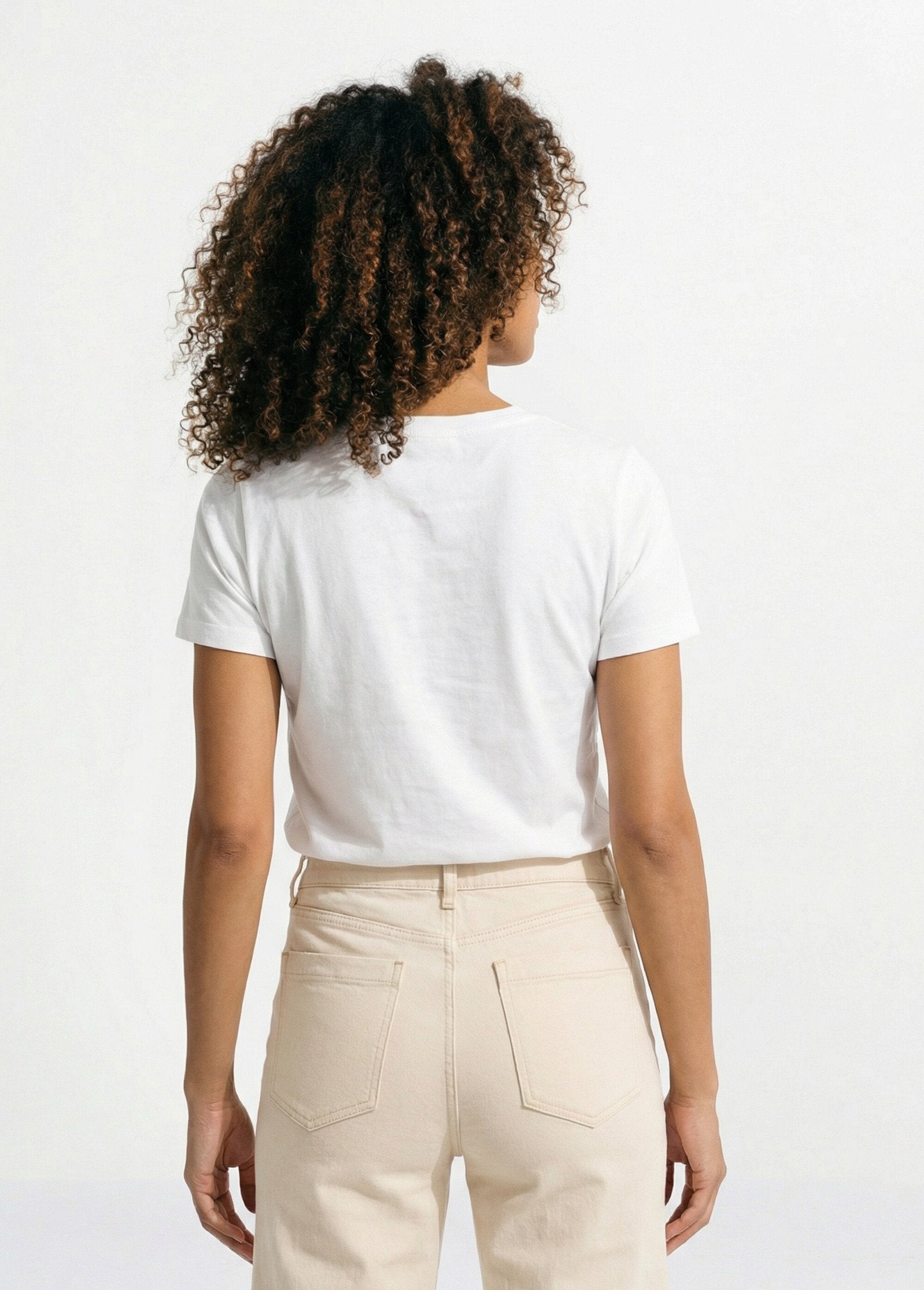 T-shirt_col_rond_avec_inscription_Matcha_Blanc_DO1_slim