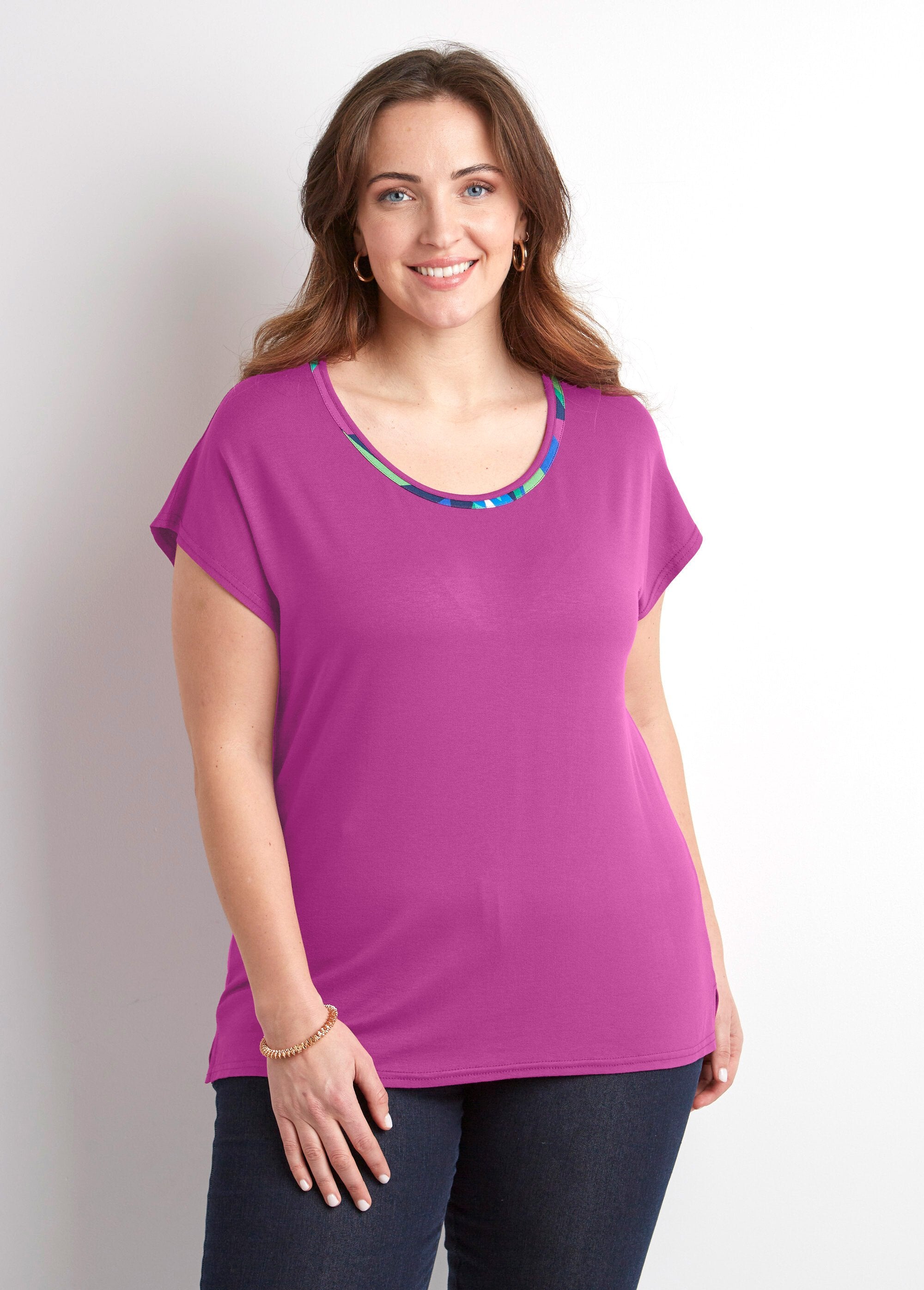 Long_round_neck_T-shirt_with_plain_or_printed_short_sleeves_Plain_blackcurrant_FA1_curvy