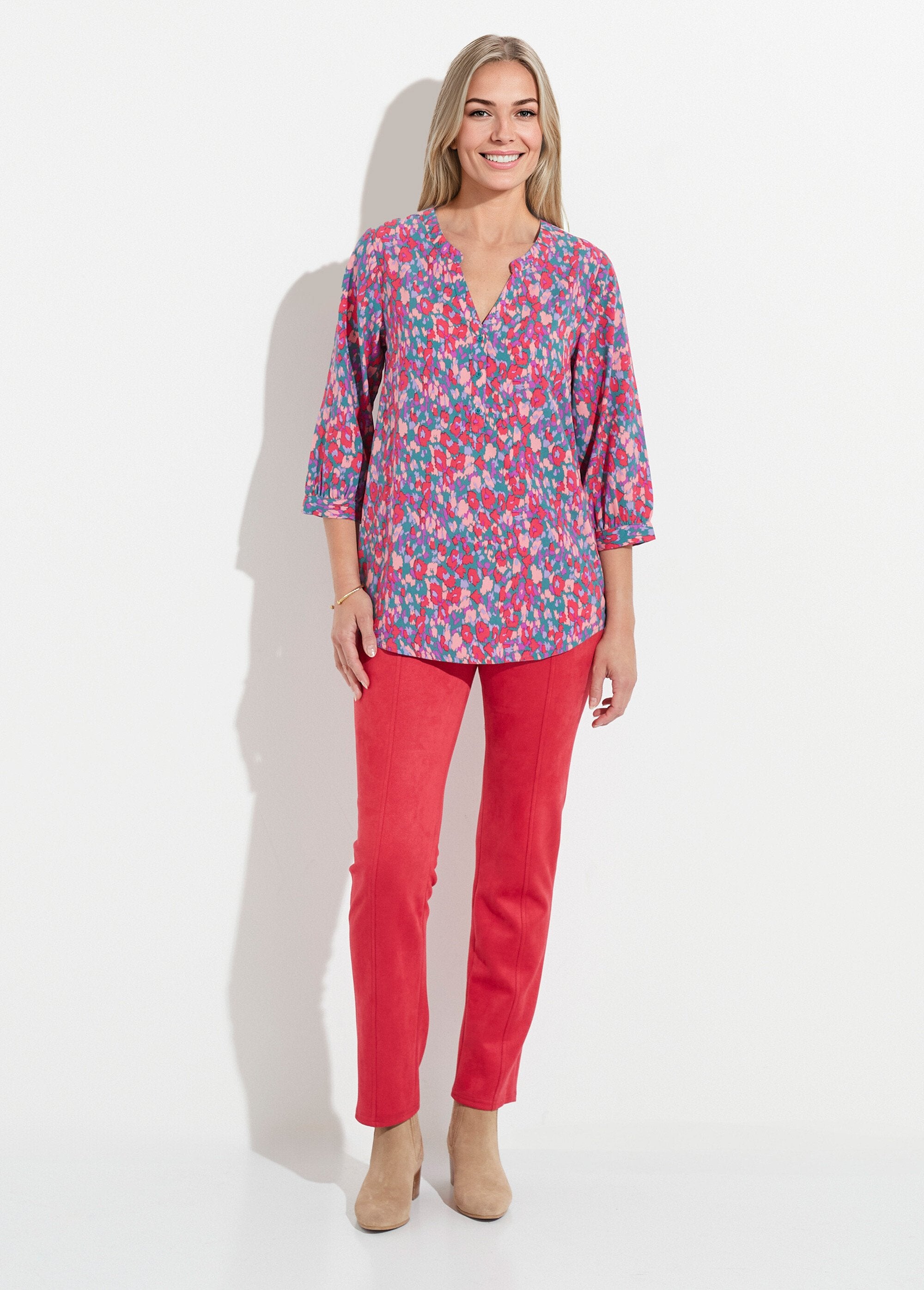 Loose-fitting_button-down_tunic_with_3/4-length_sleeves_Green_and_pink_SF1_slim