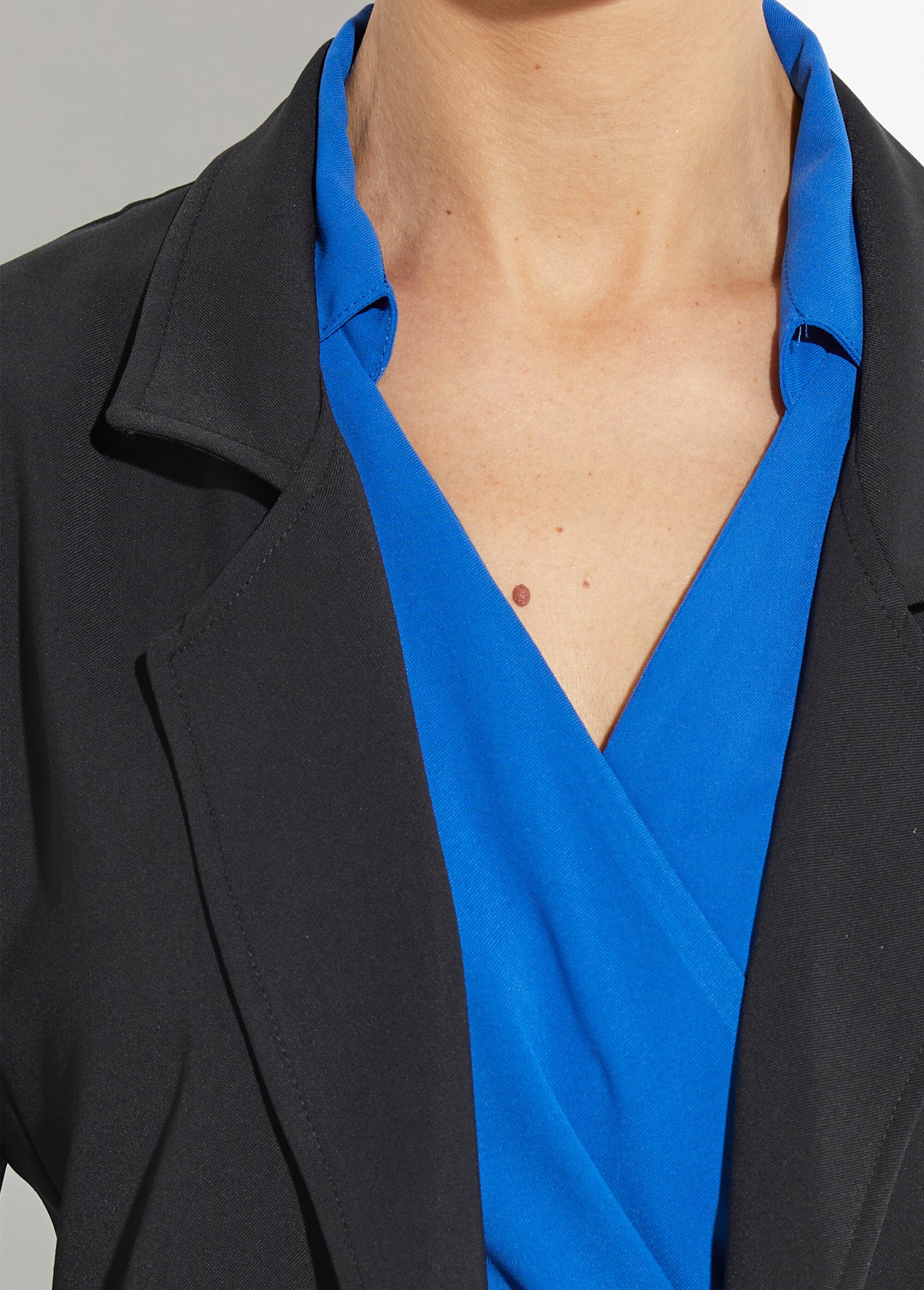 Essential_tailored_collar_jacket_with_3/4_sleeves_Black_DE1_slim