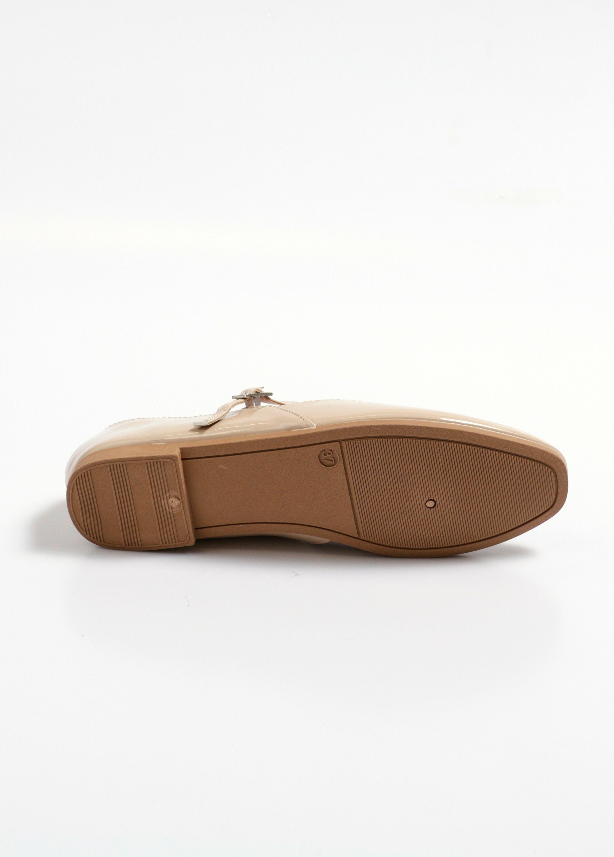 Flat_patent_leather_baby-style_ballerinas_Beige_UN1_slim