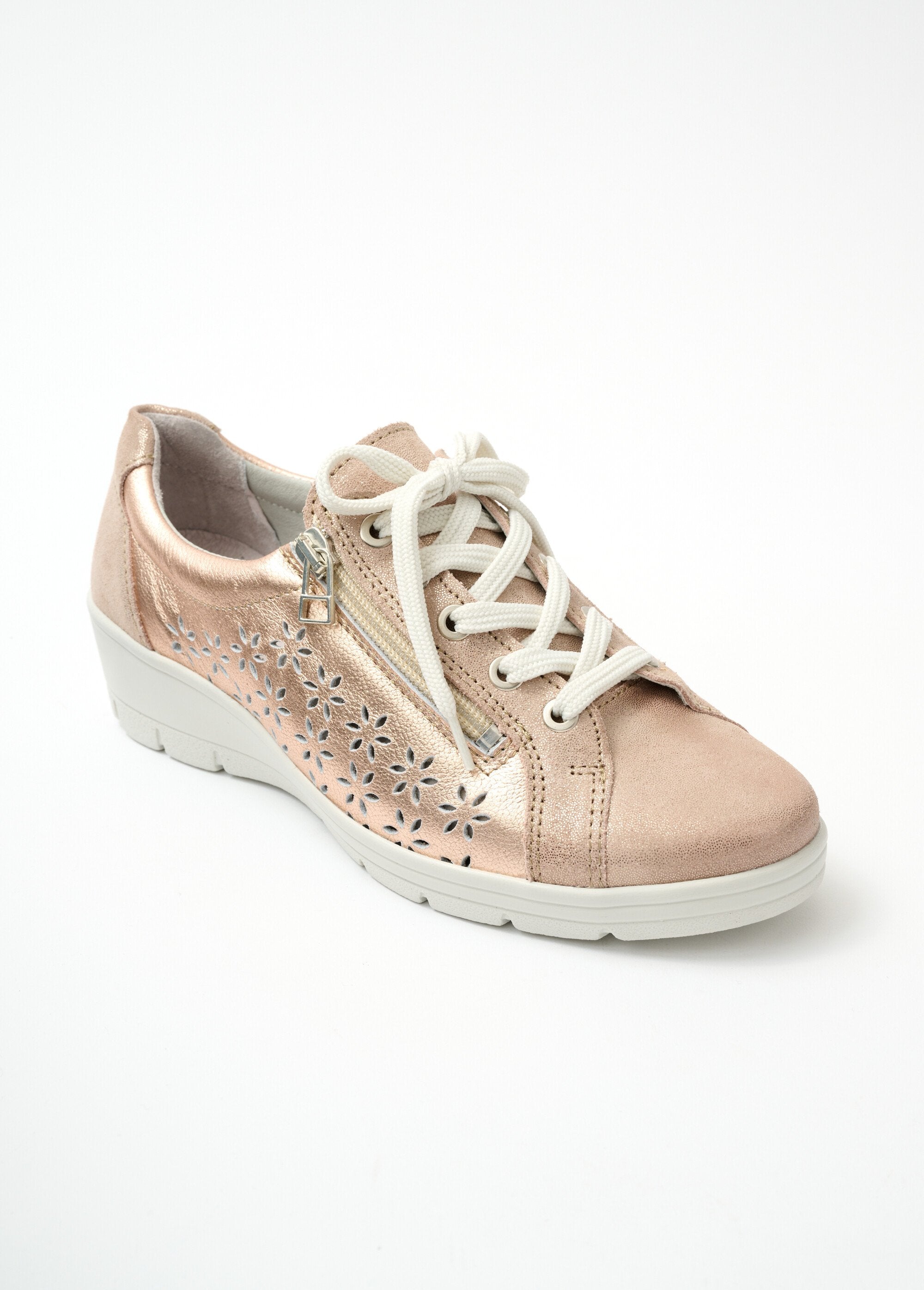 Wide_leather_laced_sneakers_Powdery_pink_FA1_slim