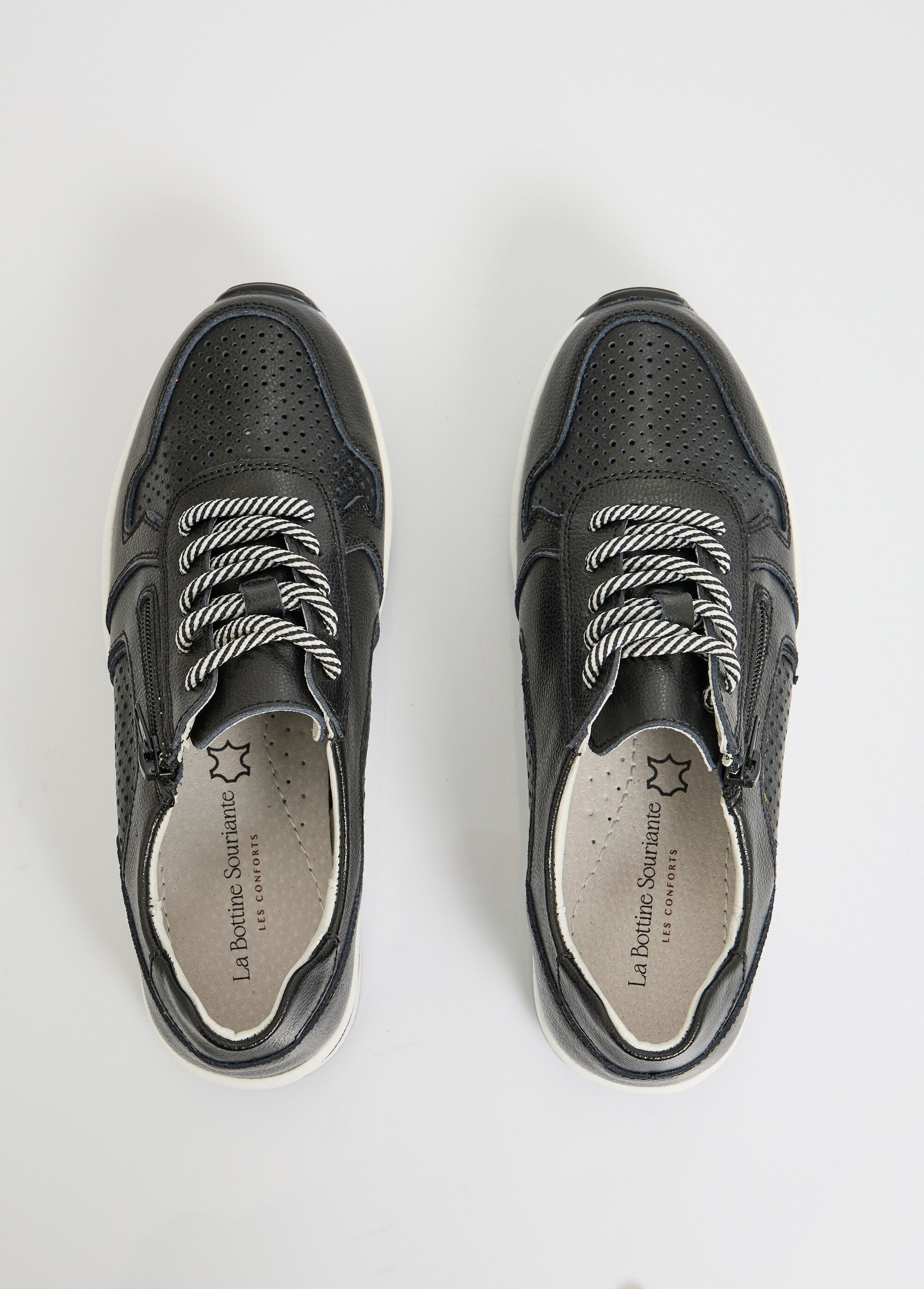 Leather_wedge_zip-up_sneakers_Black_OV1_slim