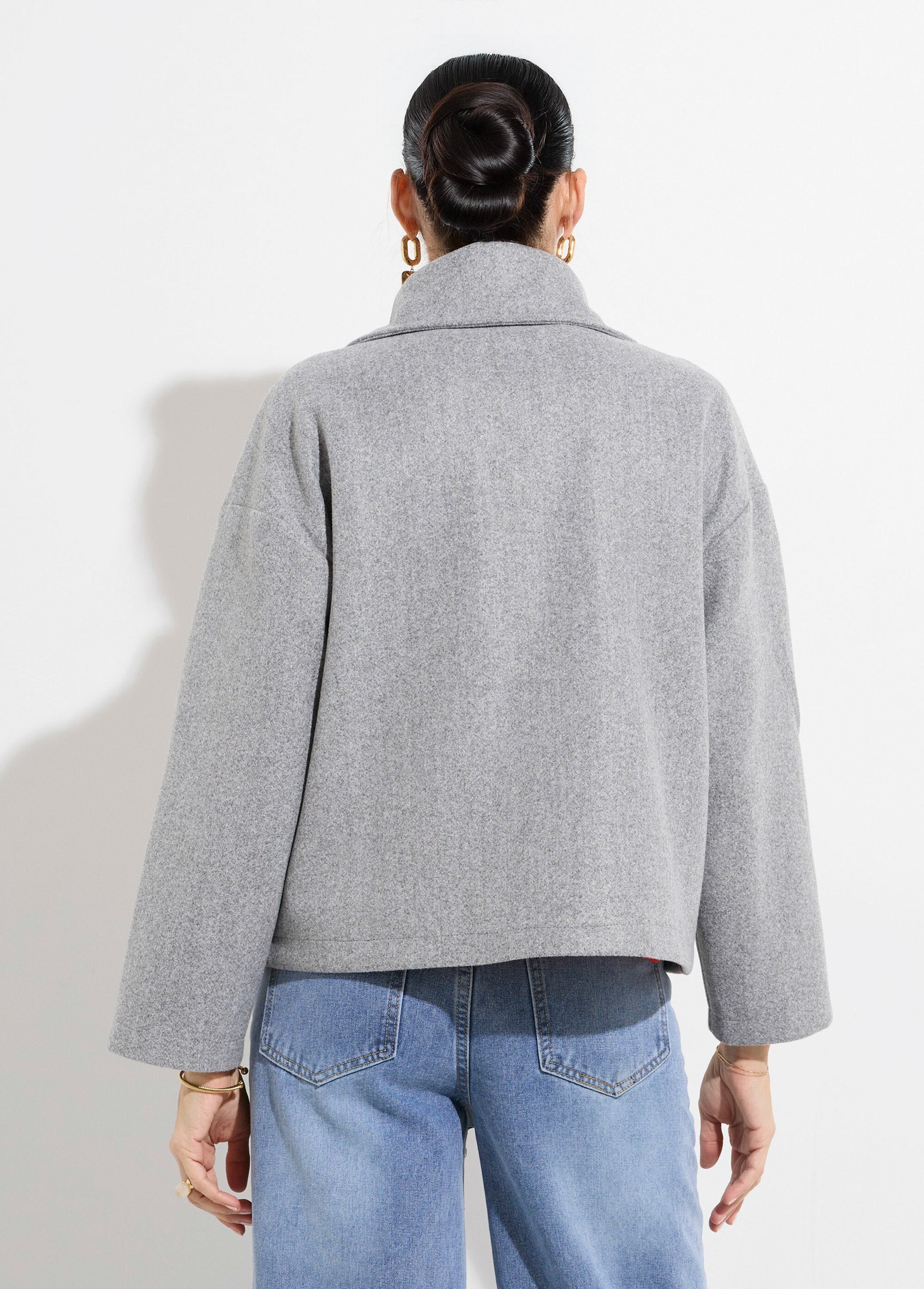 Short,_plain_wool-cloth_style_pea_coat_Heather_gray_DO1_slim