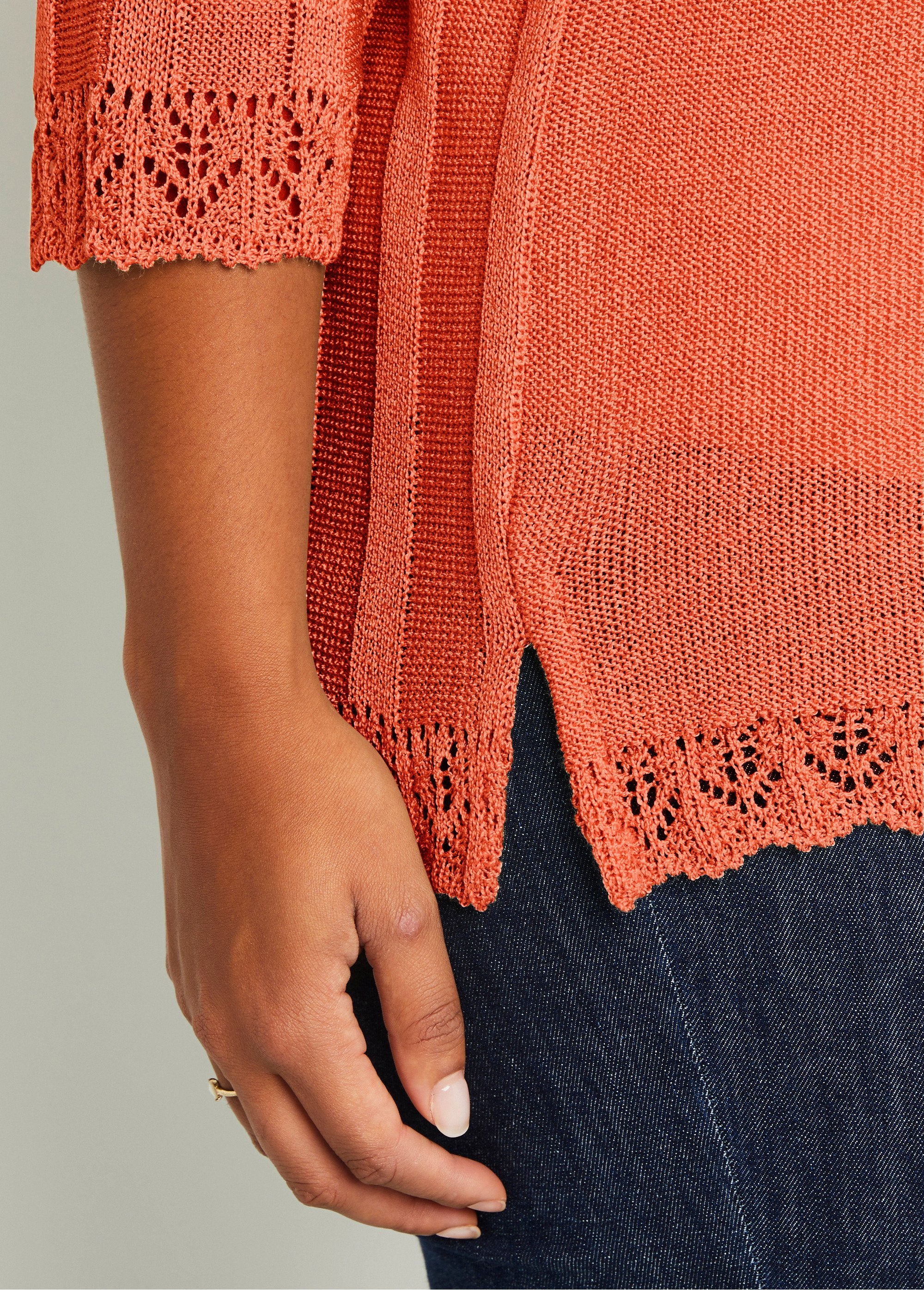 Long_openwork_buttoned_cardigan_Coral_DE2_curvy