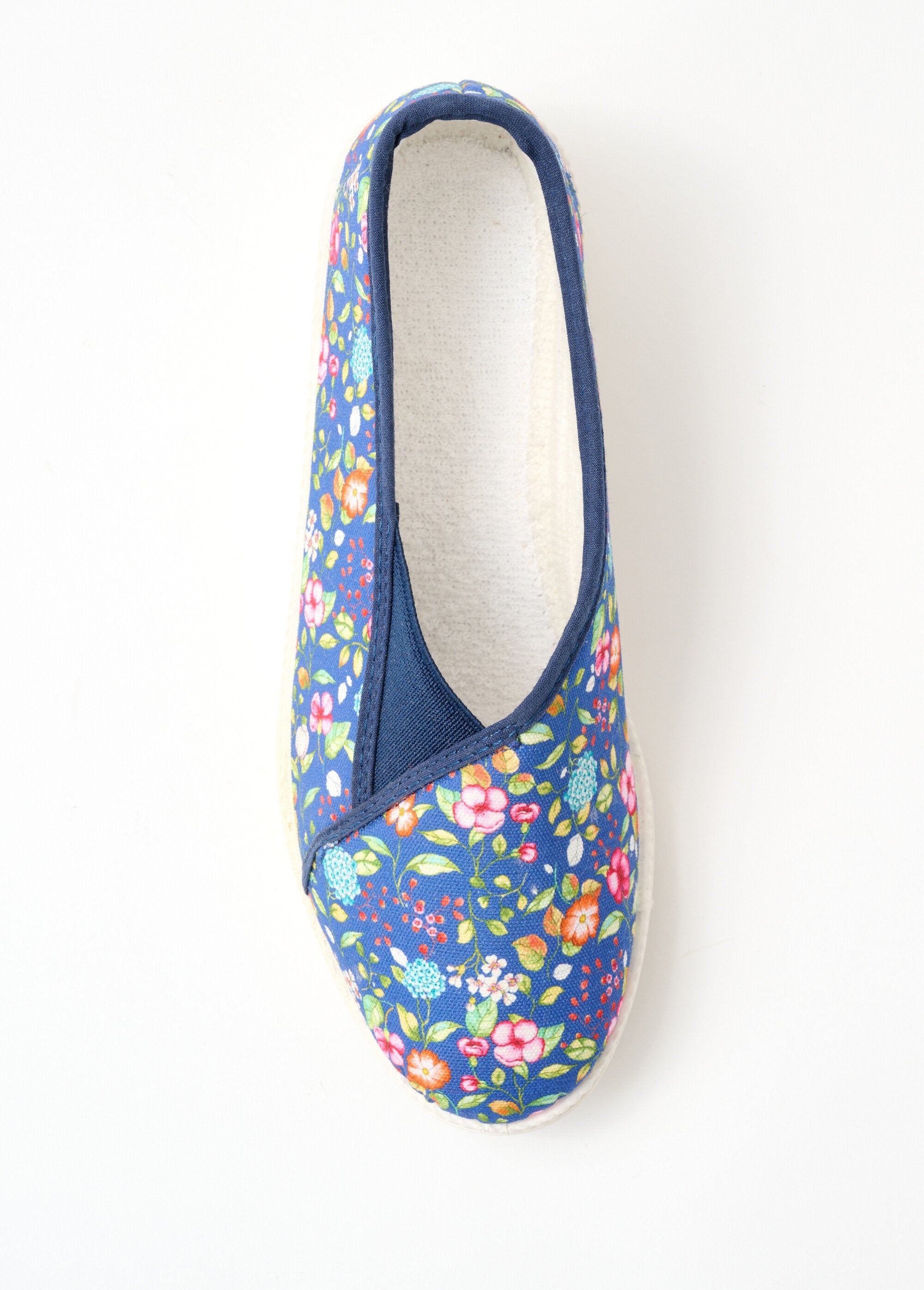 Elasticated_comfort_width_slippers_Blue_print_OV1_slim