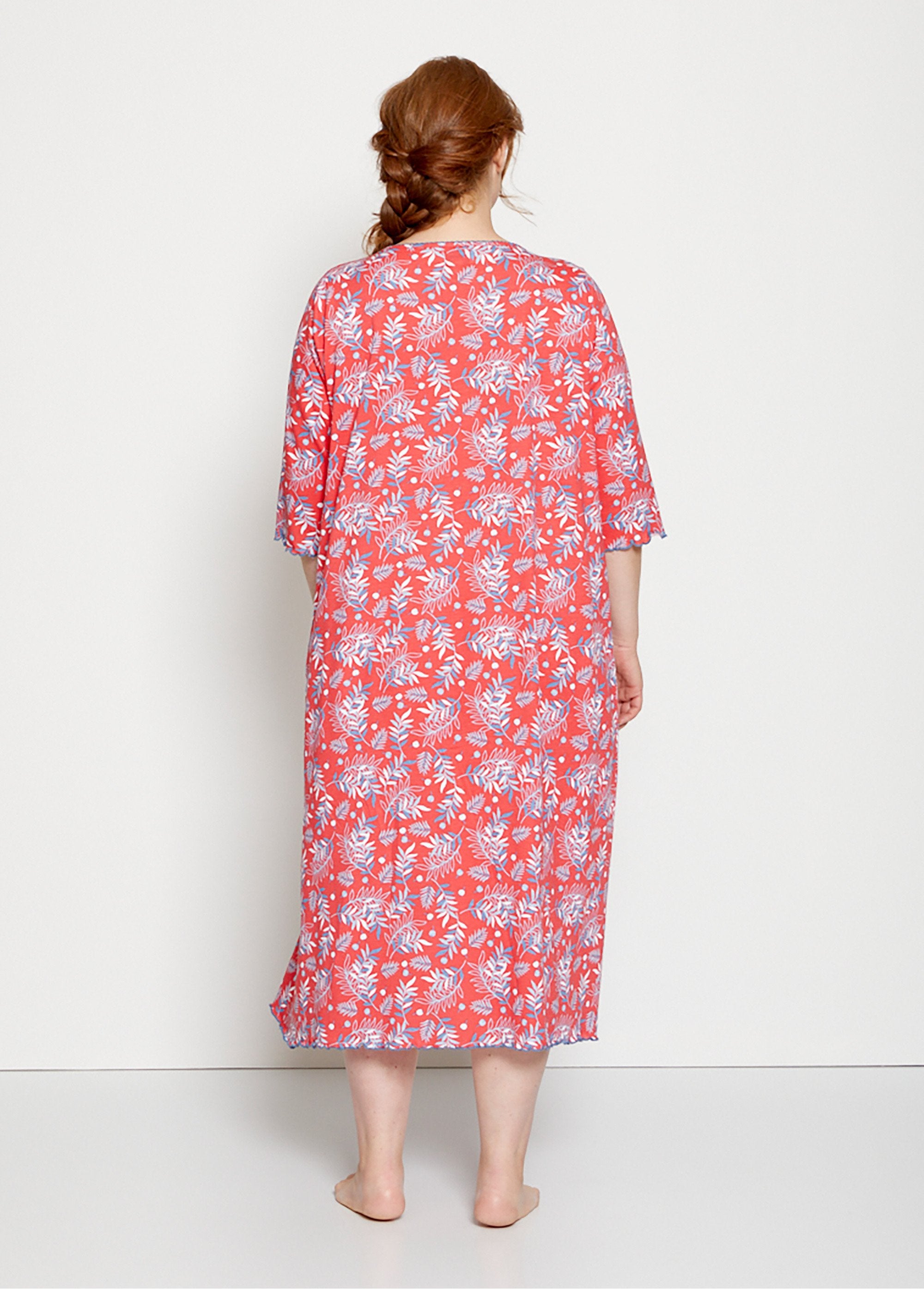 Long_3/4_sleeve_printed_cotton_nightgown_Red_background_DO1_curvy