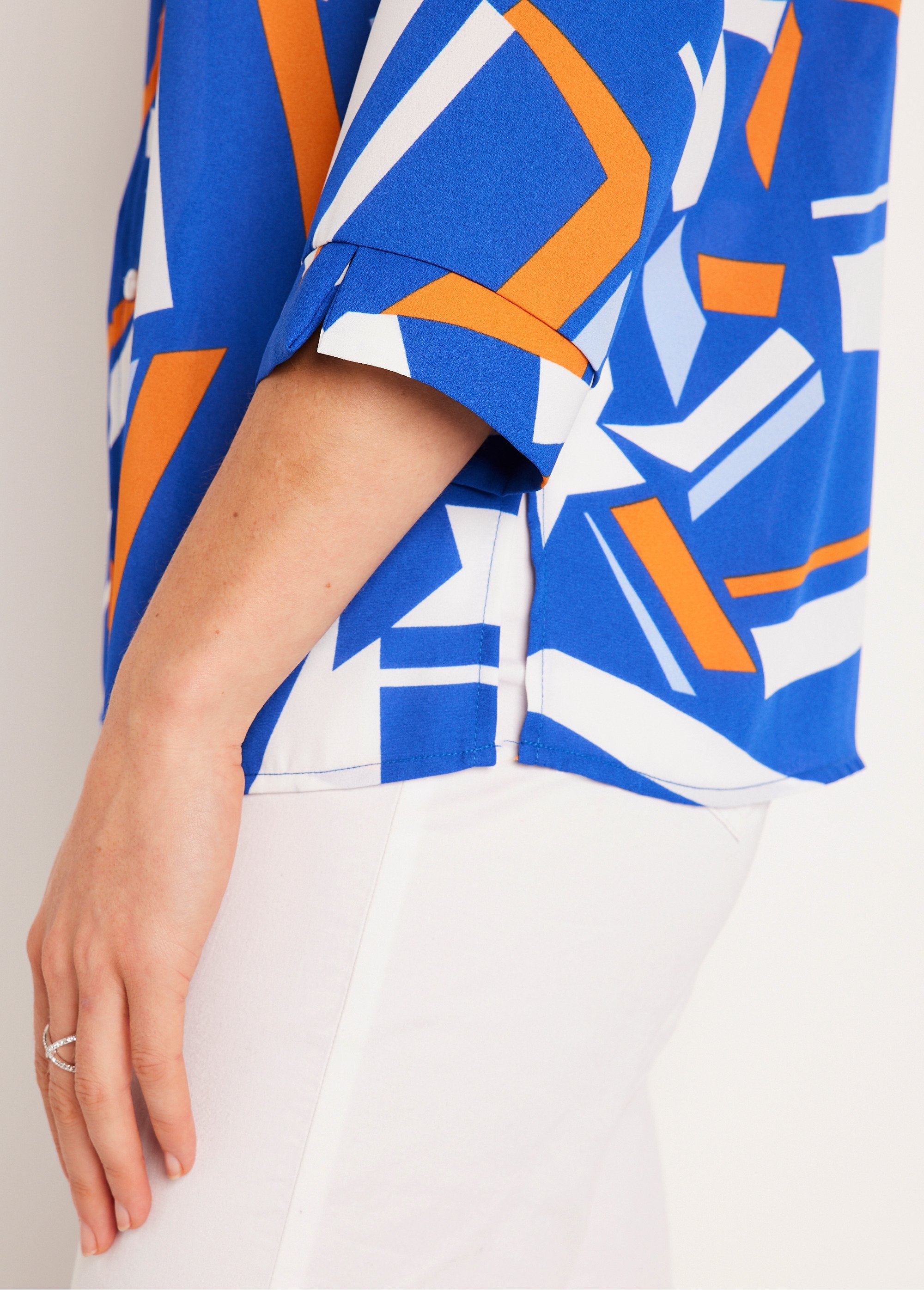 Straight_graphic_blouse_with_3/4_sleeves_Orange_Imp_DE2_slim