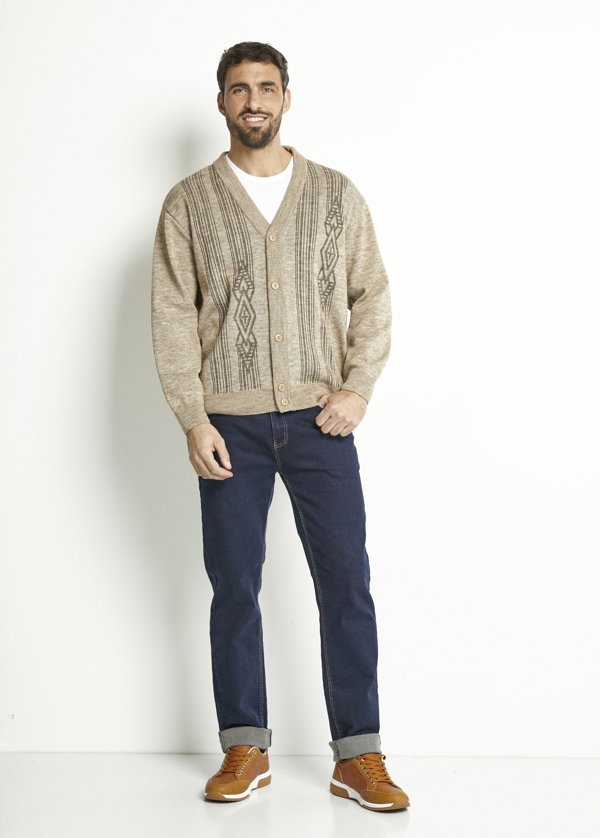 Long_sleeve_buttoned_V-neck_wool_cardigan_Beige_China_SF1_slim