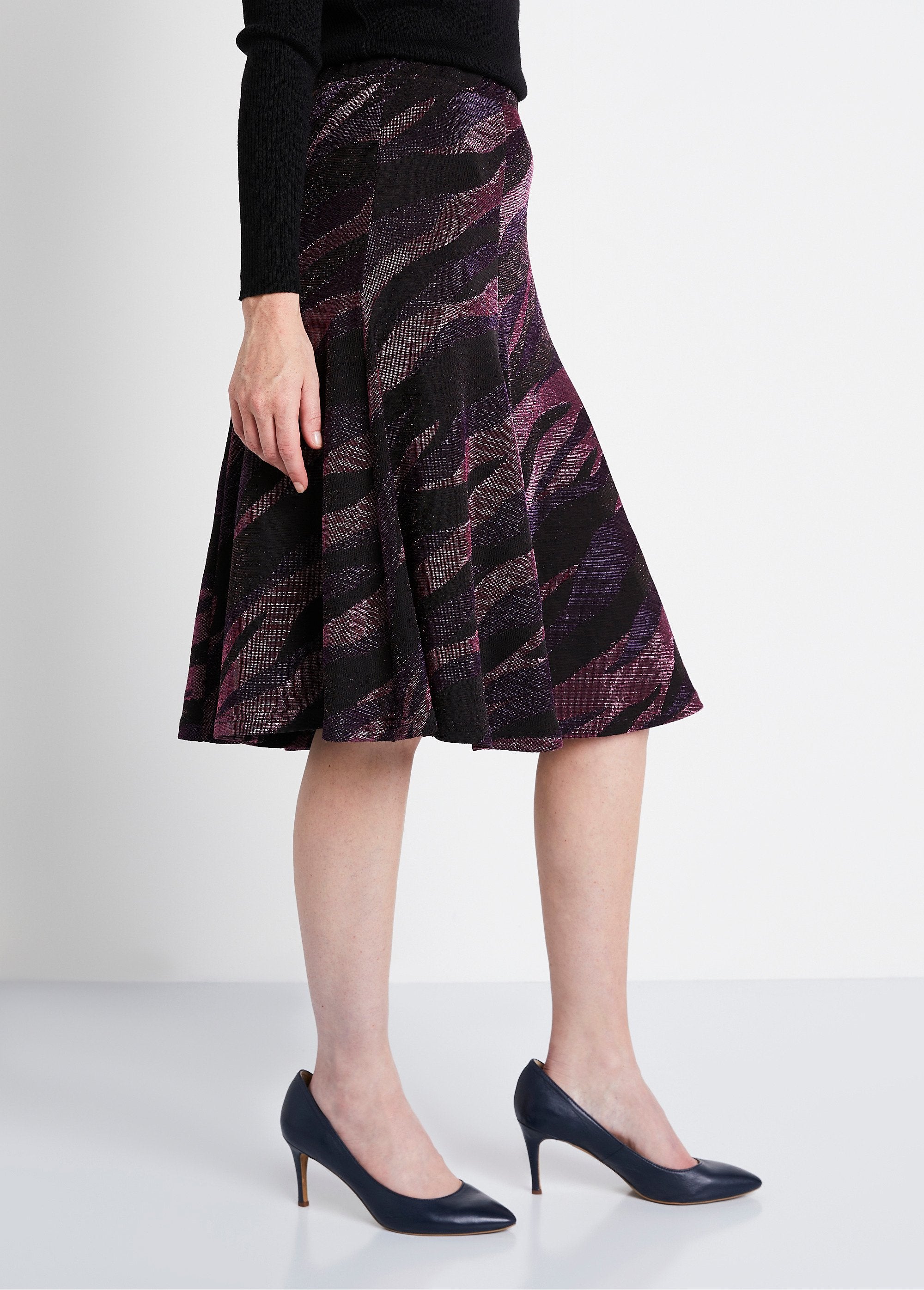 Shiny_knit_mid-length_flared_skirt_Pink_and_purple_DR1_slim