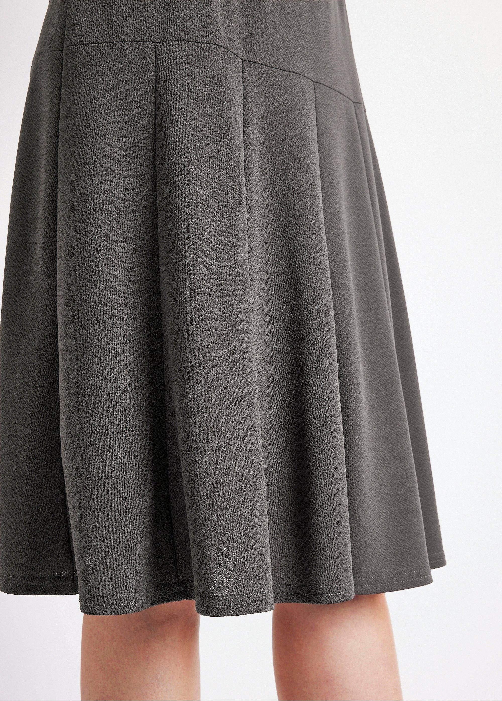 Plain_mid-length_flared_skirt_with_elasticated_waist_Gray_DE2_slim