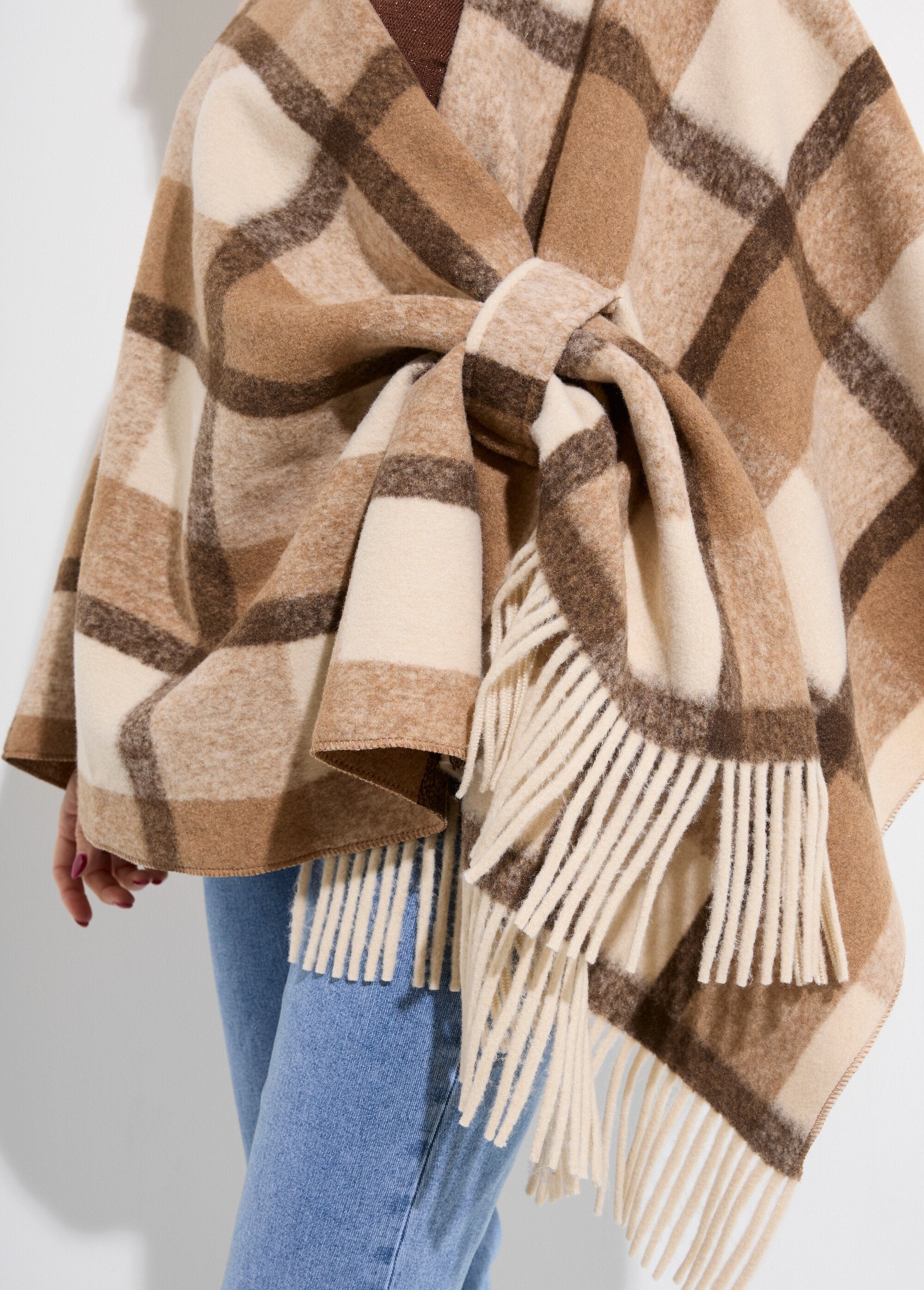 Wool-look_checked_cape_coat_Camel_tiles_DE1_slim