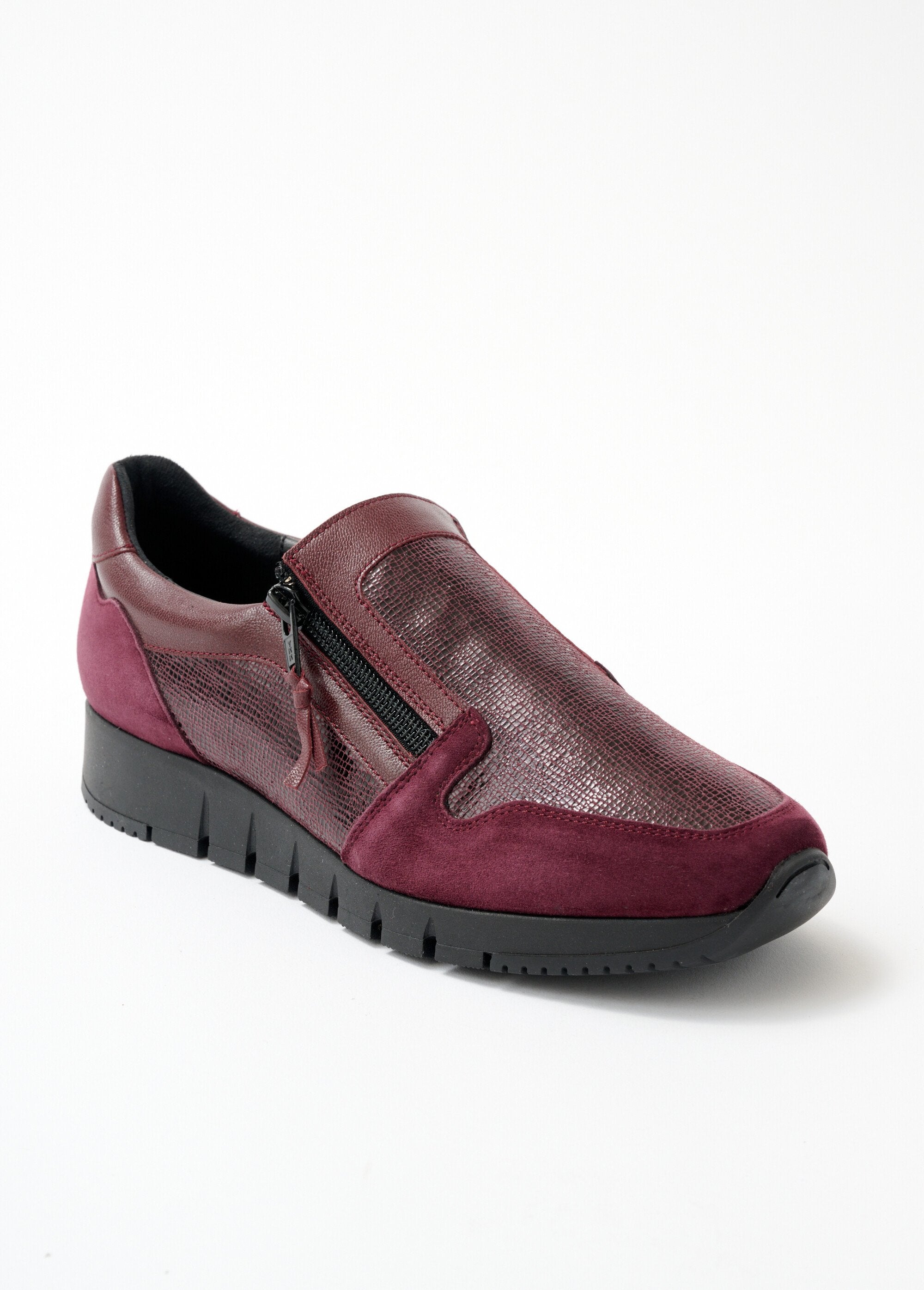 Comfortable_width_zipped_fancy_leather_moccasin_Bordeaux_FA1_slim