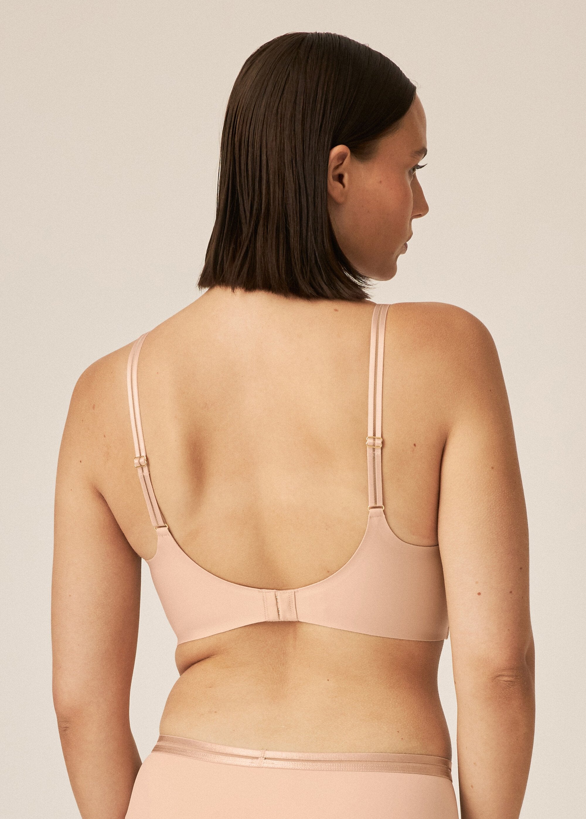 Naturana®_-_Invisible_wireless_bra_Nude_DO1_slim