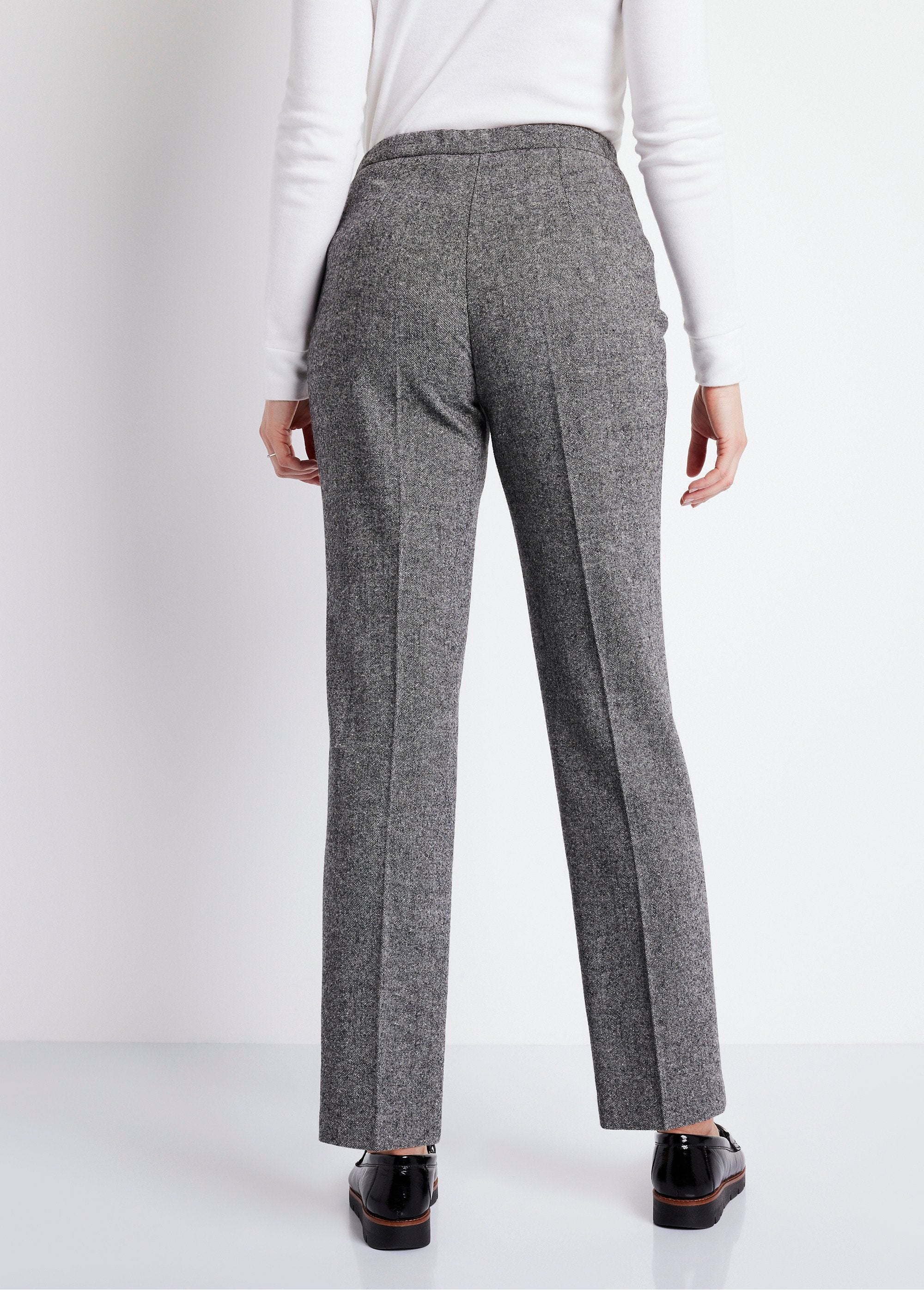 Straight_herringbone_or_mottled_pants_with_70_cm_inseam_Gray_China_DO1_slim