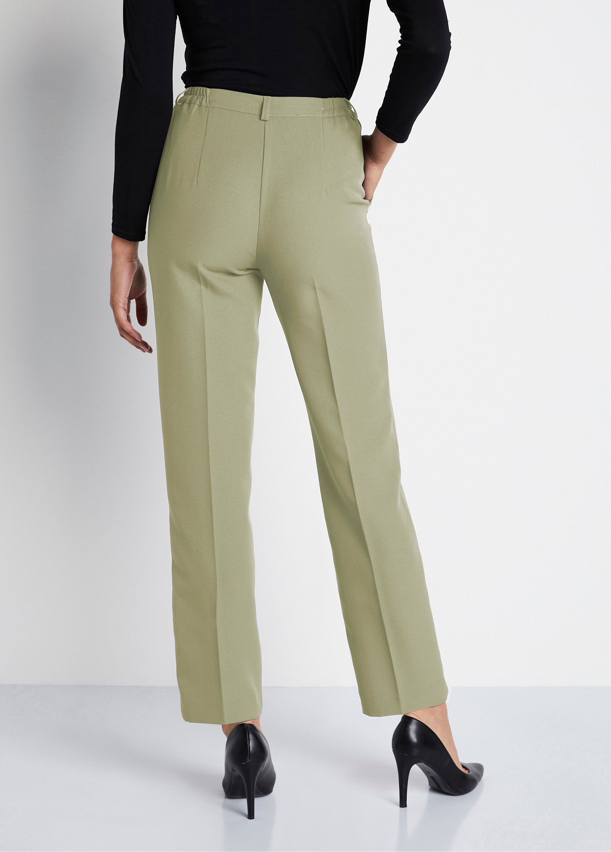 Pantalon_droit_taille_semi-élastiquée_tissu_infroissable_Vert_amande_DO1_slim