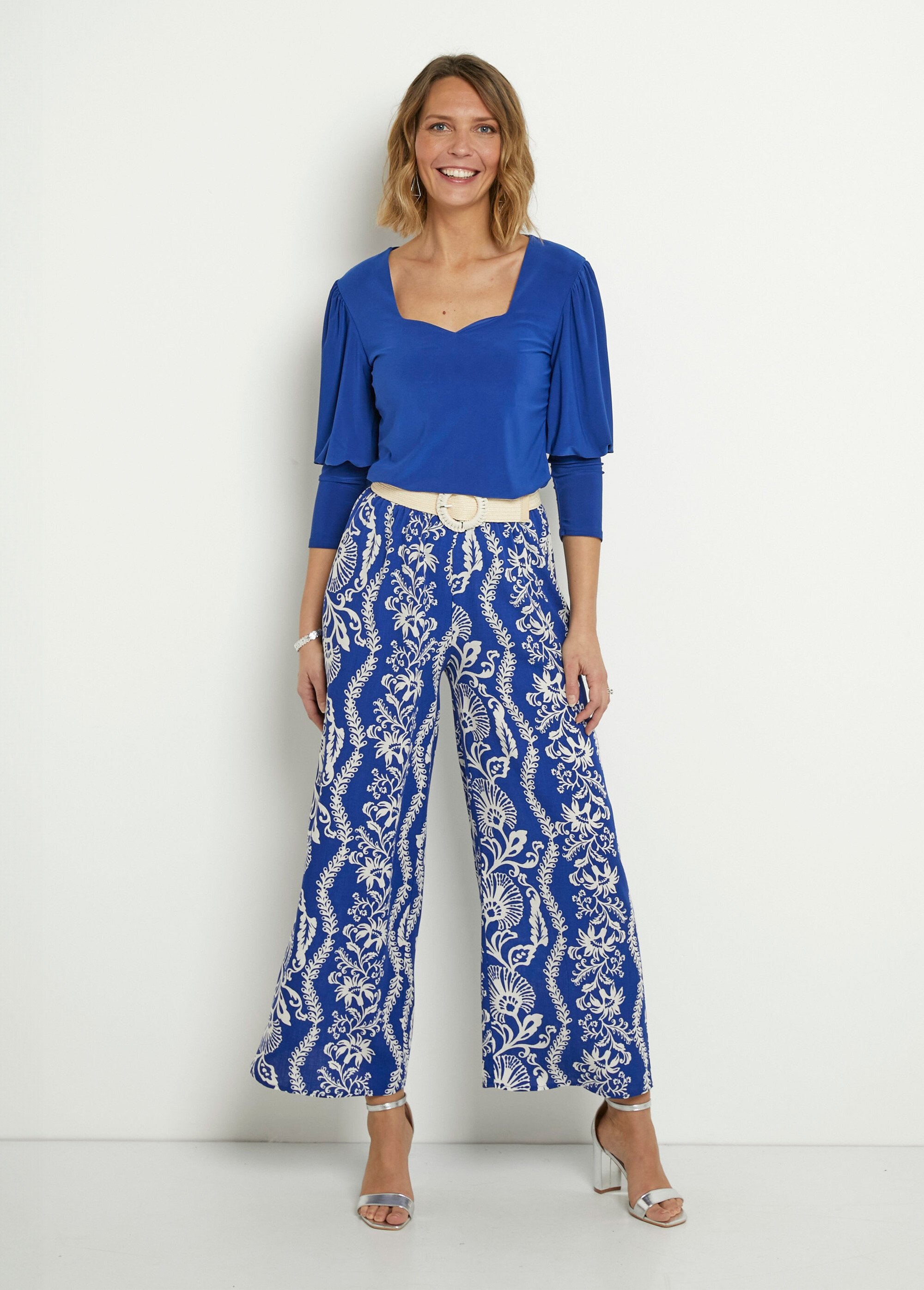 Wide-legged_leaf_print_pants_Blue_and_ecru_SF1_slim