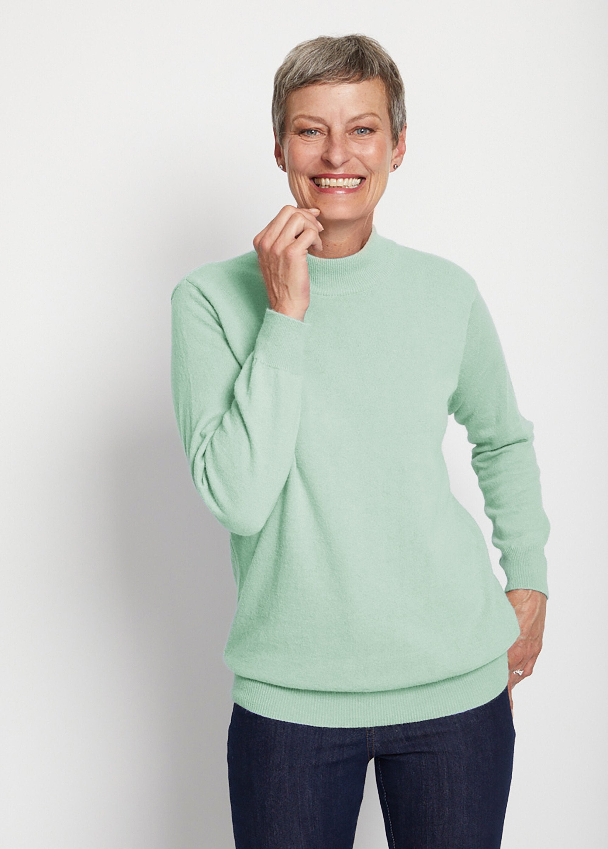 Warm_high-neck_sweater_with_wool_and_angora_Mint_FA1_slim