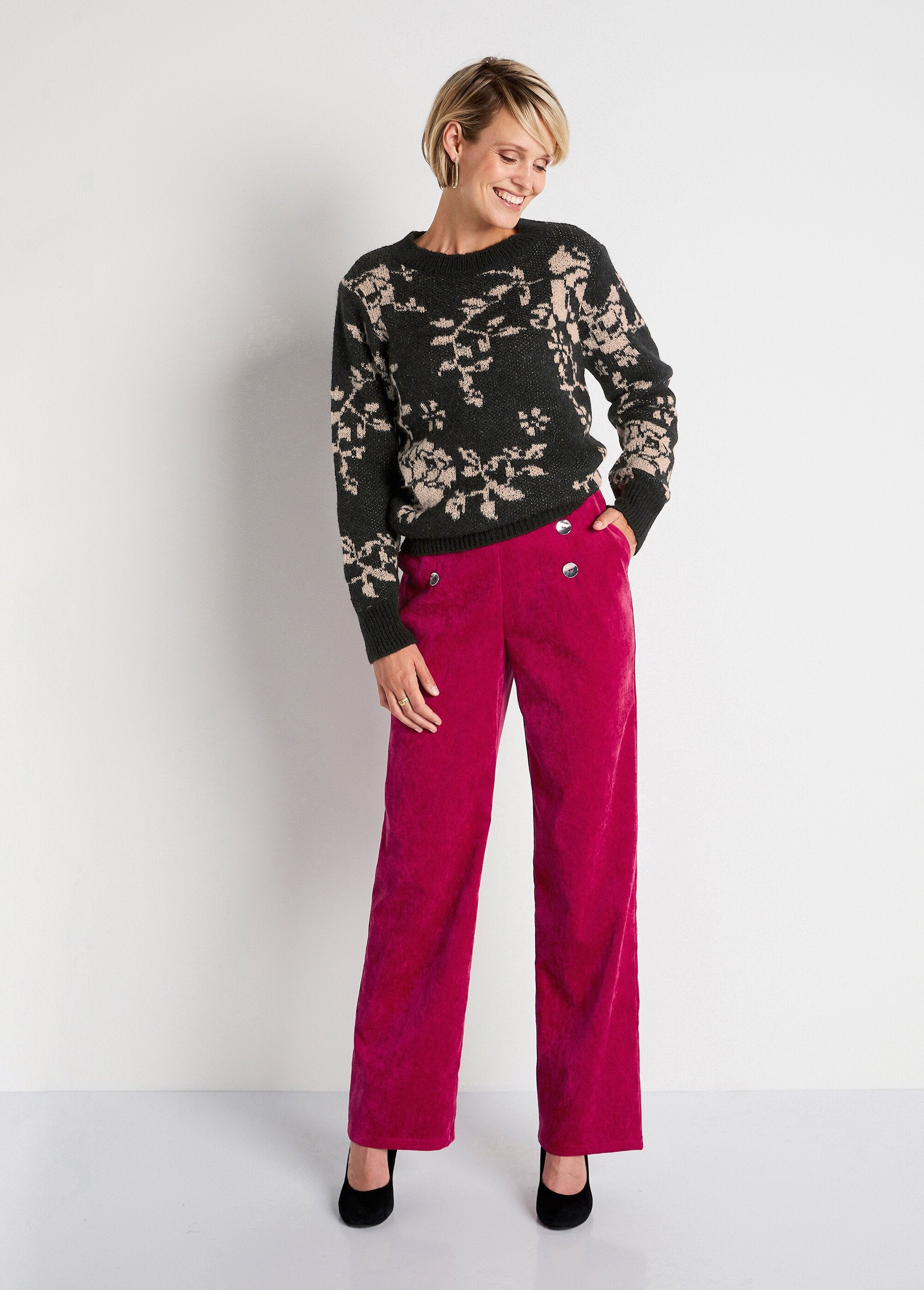 Short_floral_jacquard_sweater_Black_and_beige_FA1_slim