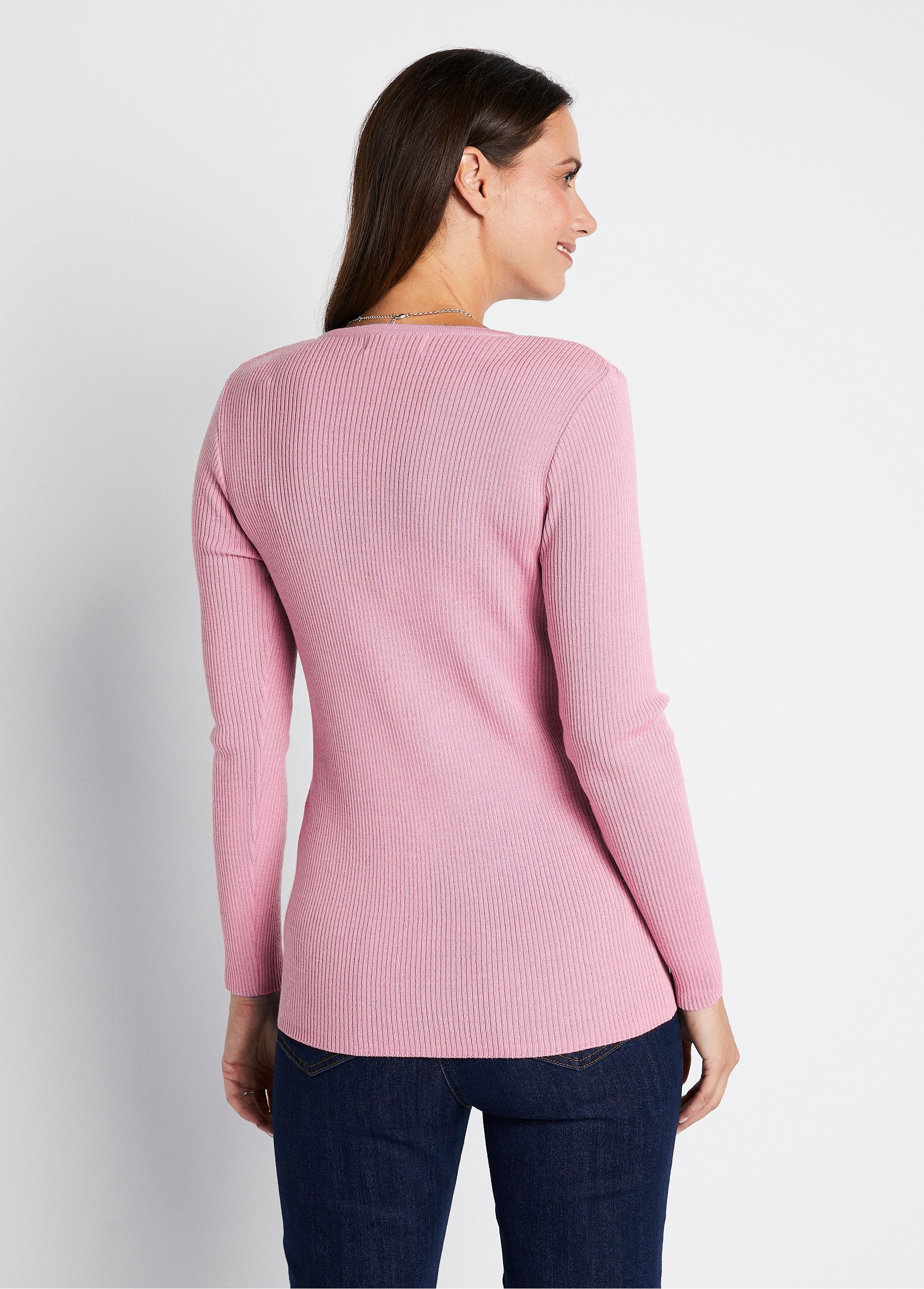 Tunisian_neckline_sweater_with_merino_wool_Powdery_pink_DO1_slim