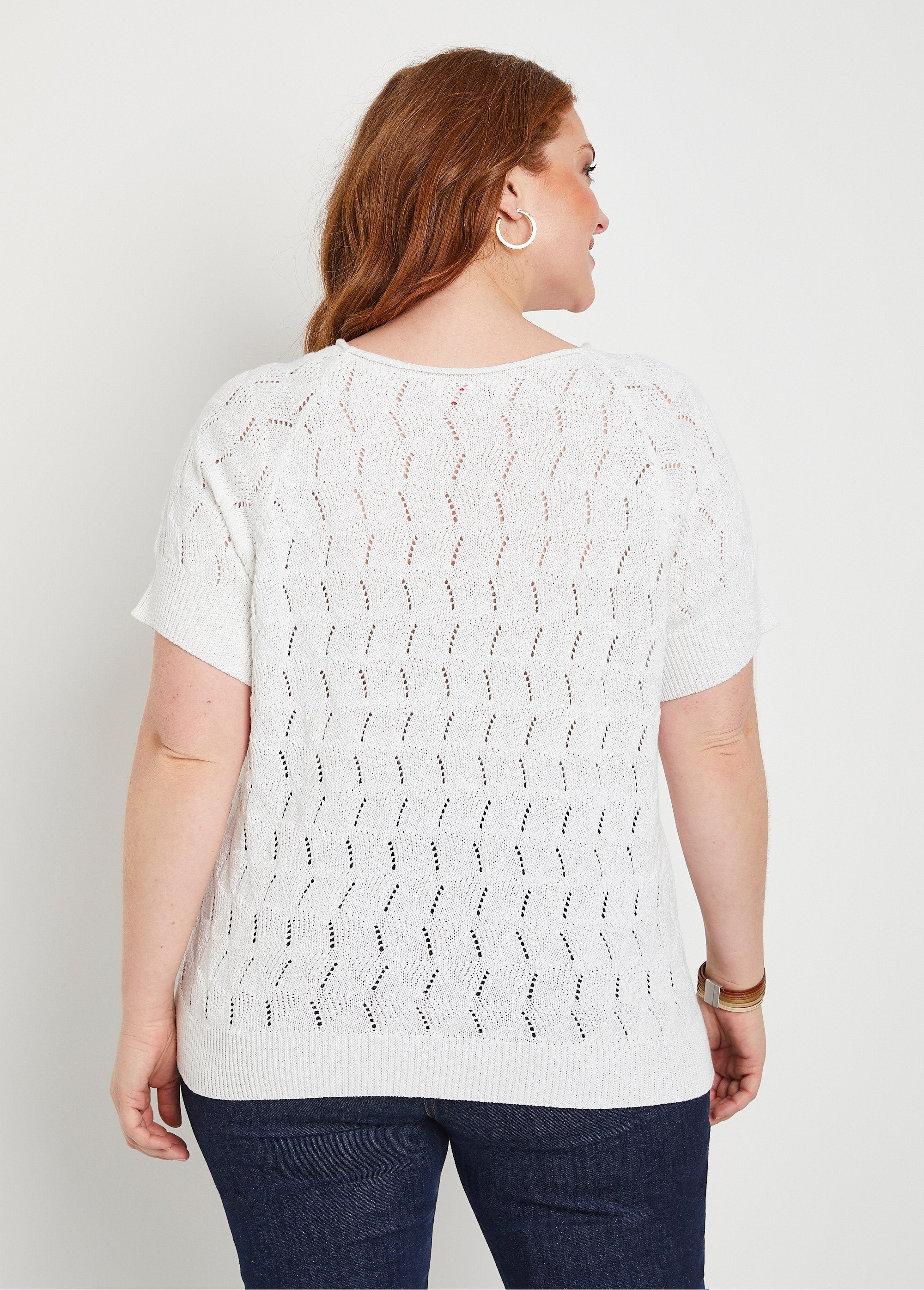 Short-sleeved_openwork_sweater_White_DO1_curvy