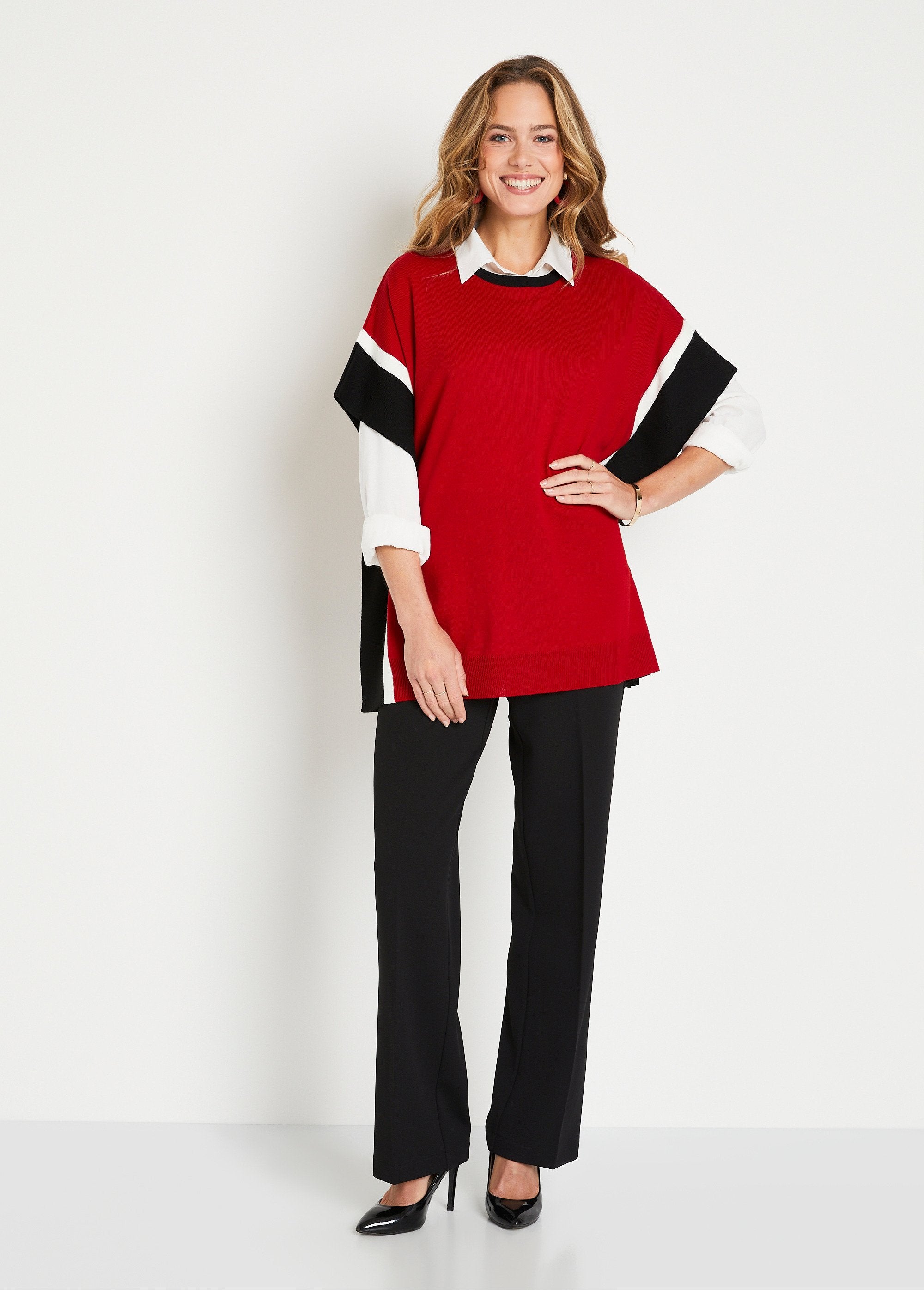 Plain_long_poncho_sweater_Red_and_black_SF1_slim