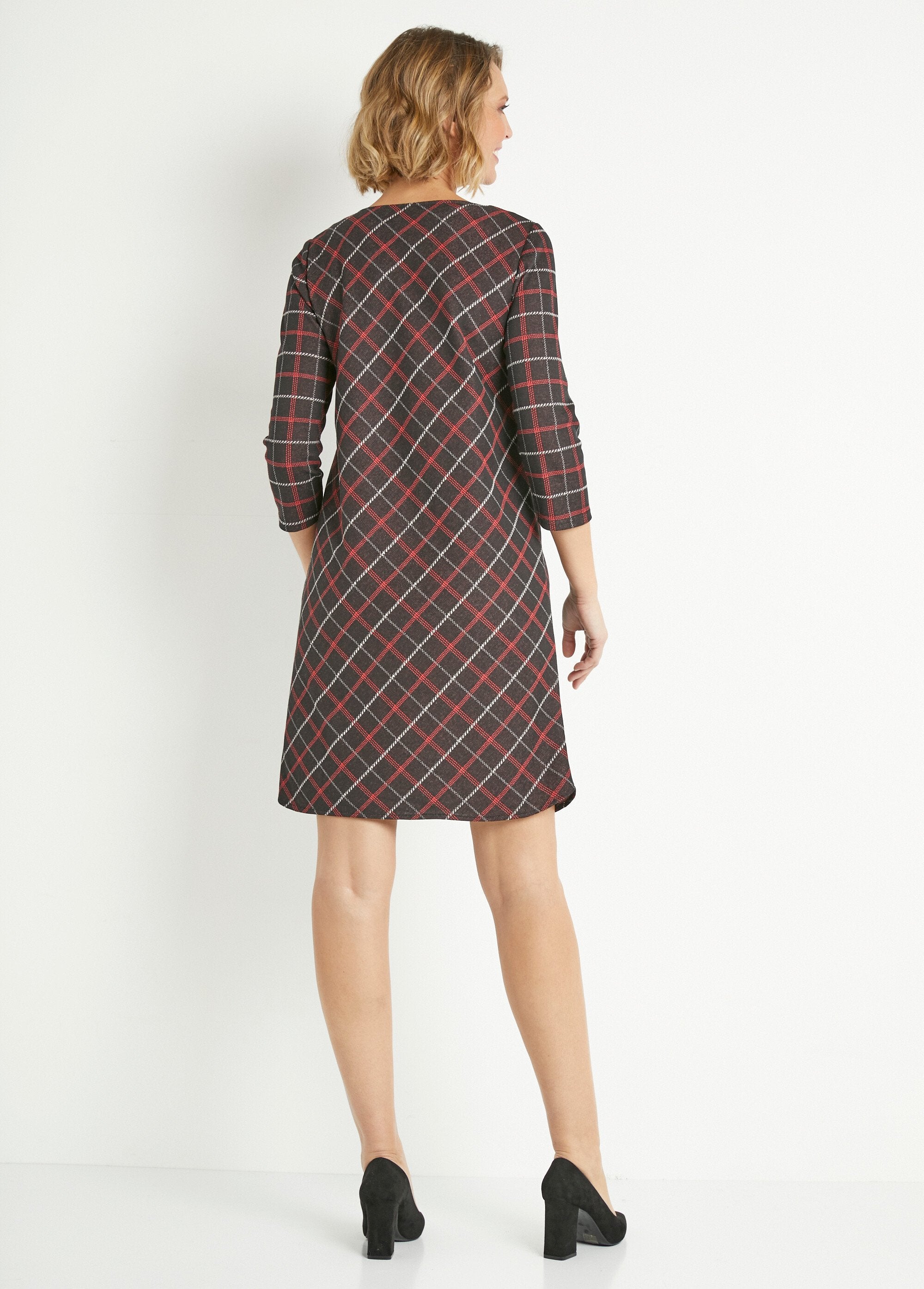 Warm_wool-look_plaid_dress_Red_and_black_DO1_slim