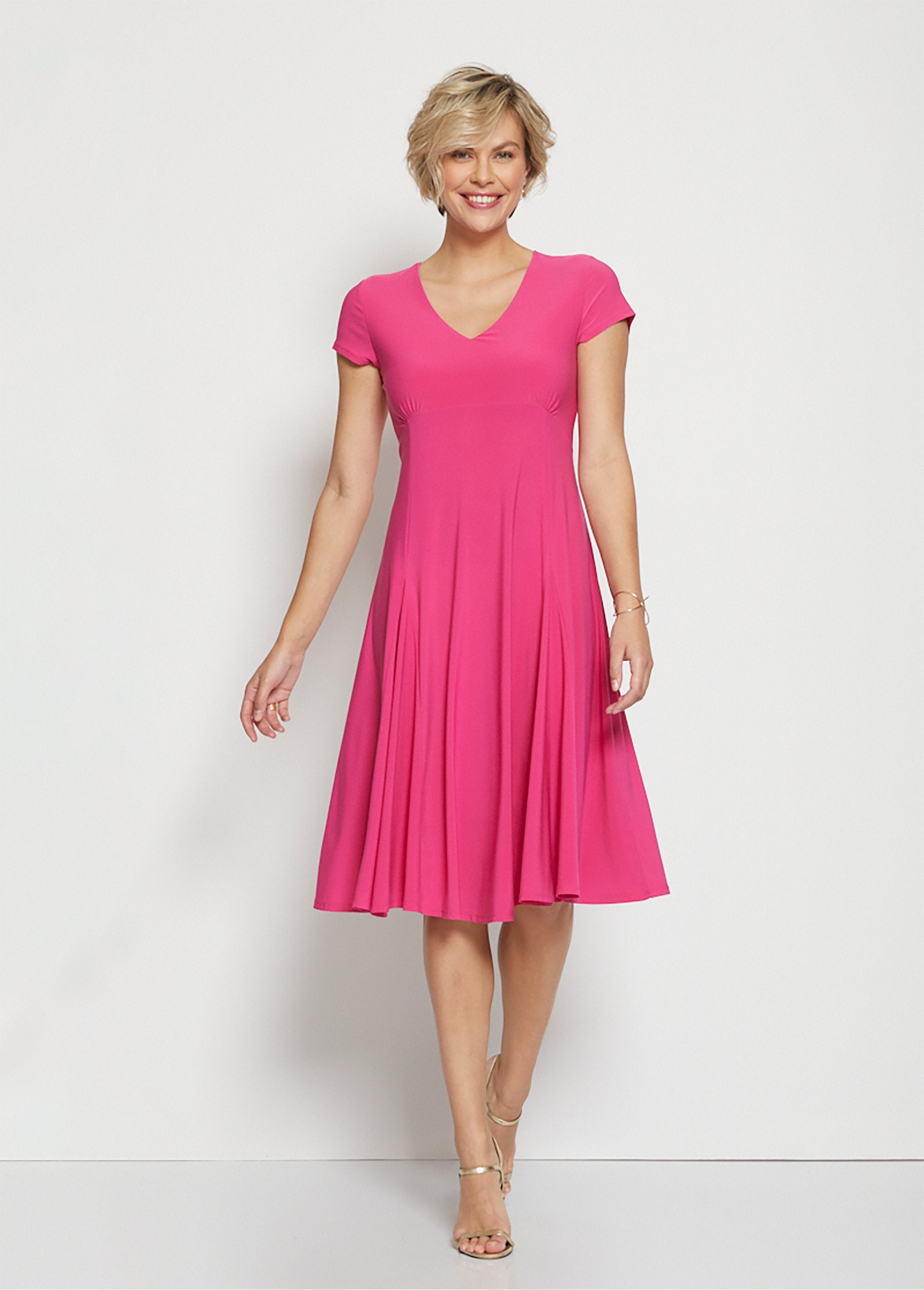 V-neck_flared_midi_dress_Plain_fuchsia_FA1_slim