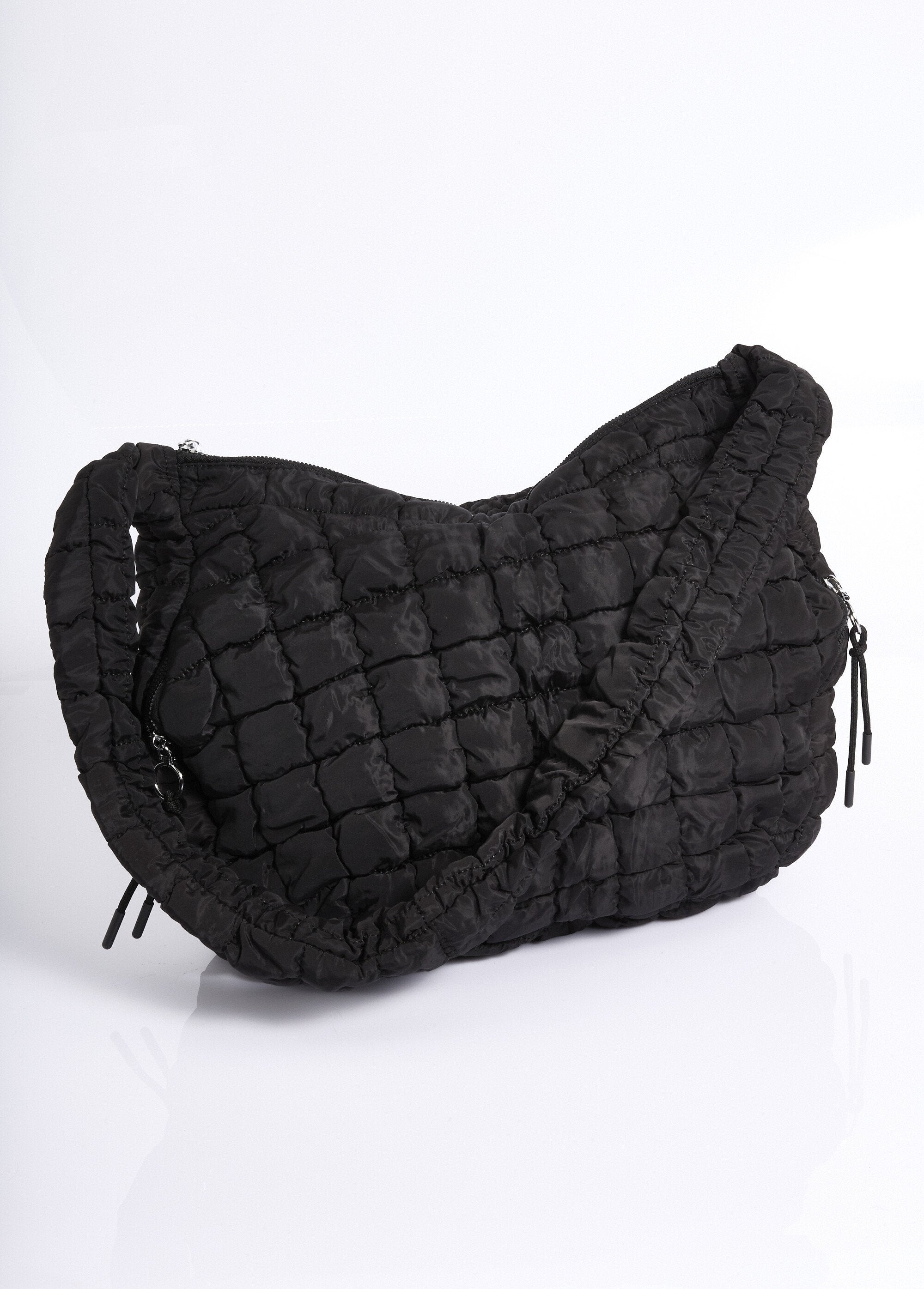 Quilted_zipped_shoulder_bag_Black_FA1_slim