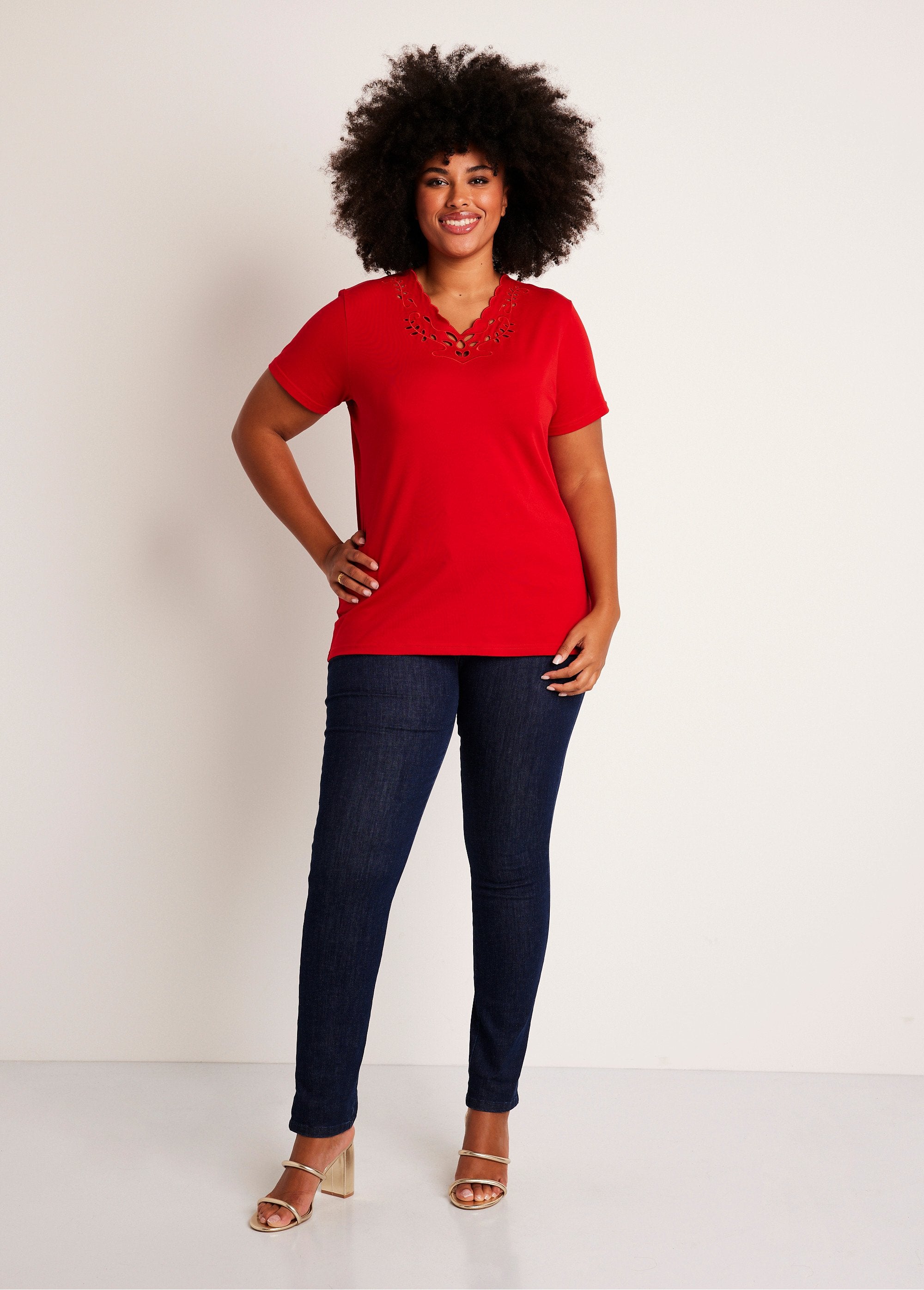 Embroidered_openwork_V-neck_T-shirt_Red_SF1_curvy