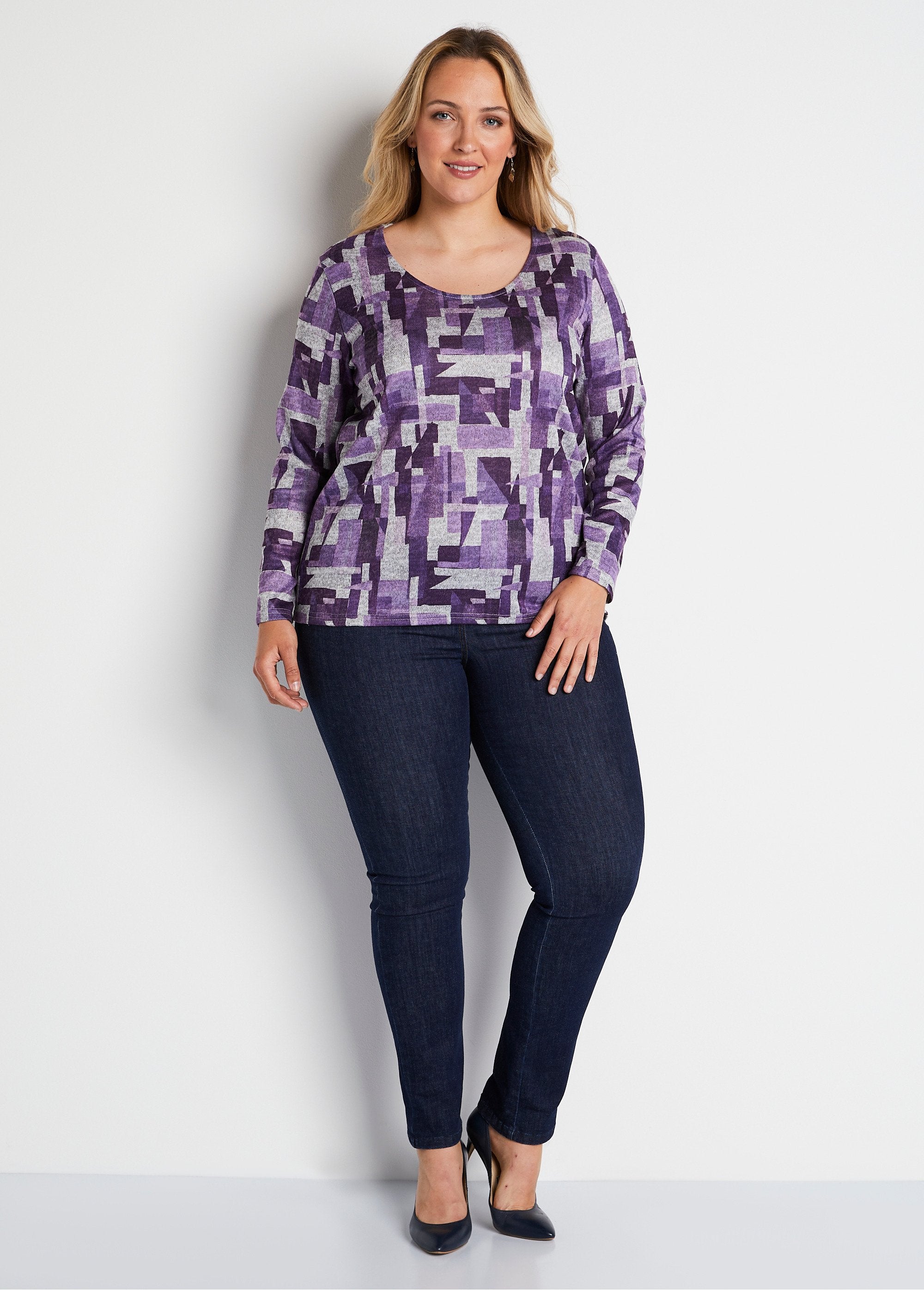 Straight_graphic_print_T-shirt_Blackcurrant_print_SF1_curvy