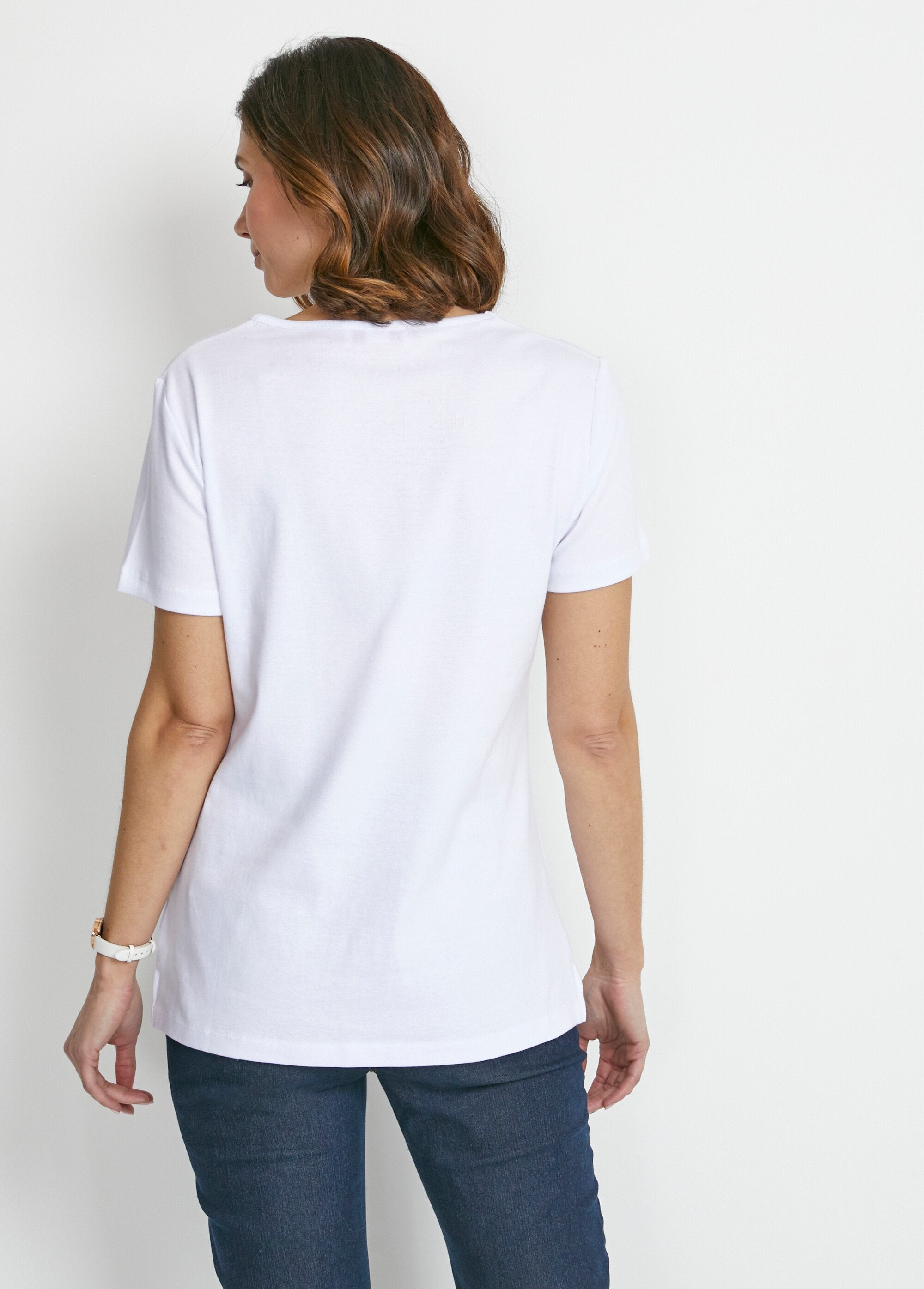 Long_floral_pattern_t-shirt_with_side_slits_White_DO1_slim