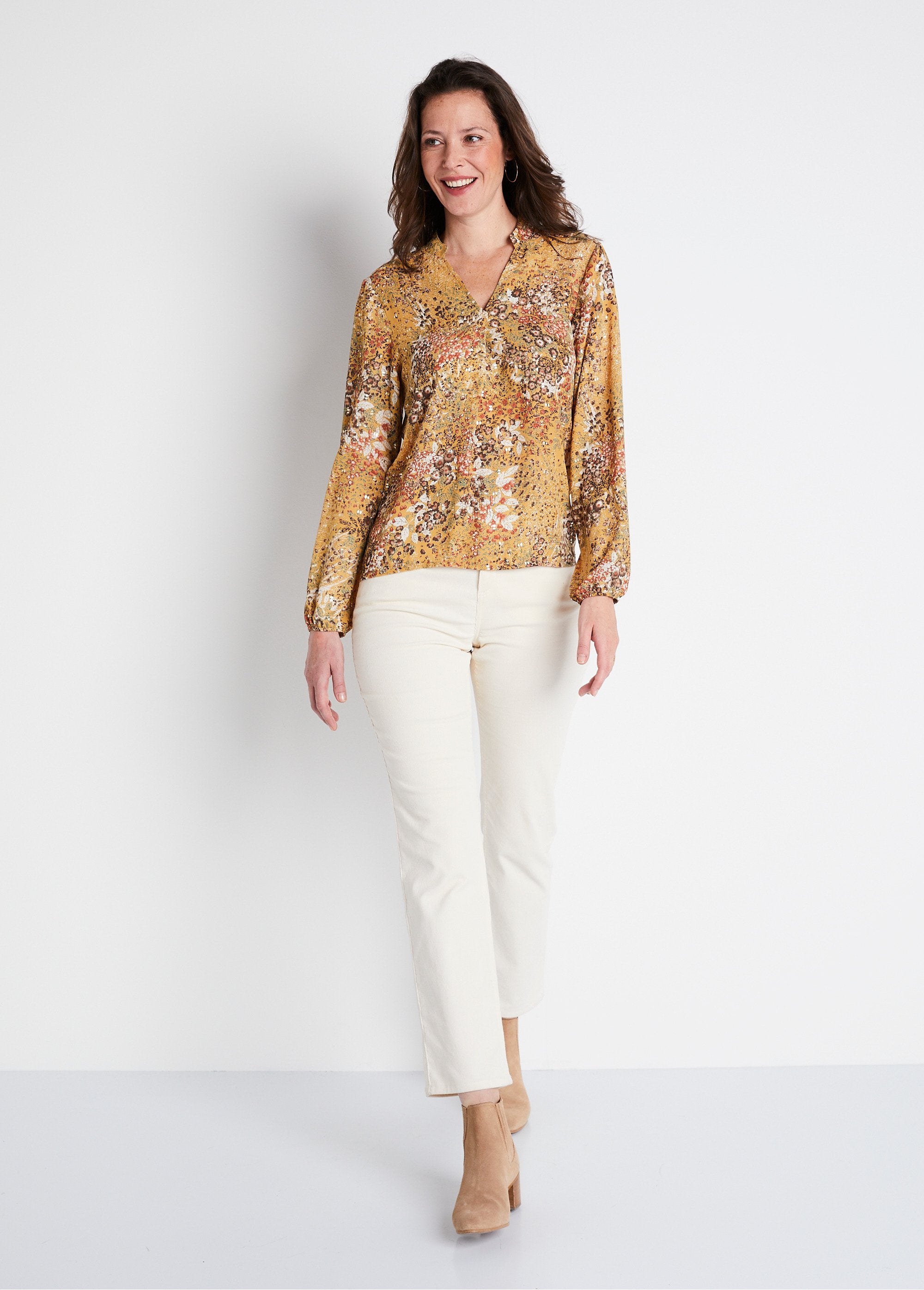 Loose_long-sleeved_printed_tunic_Beige_print_SF1_slim