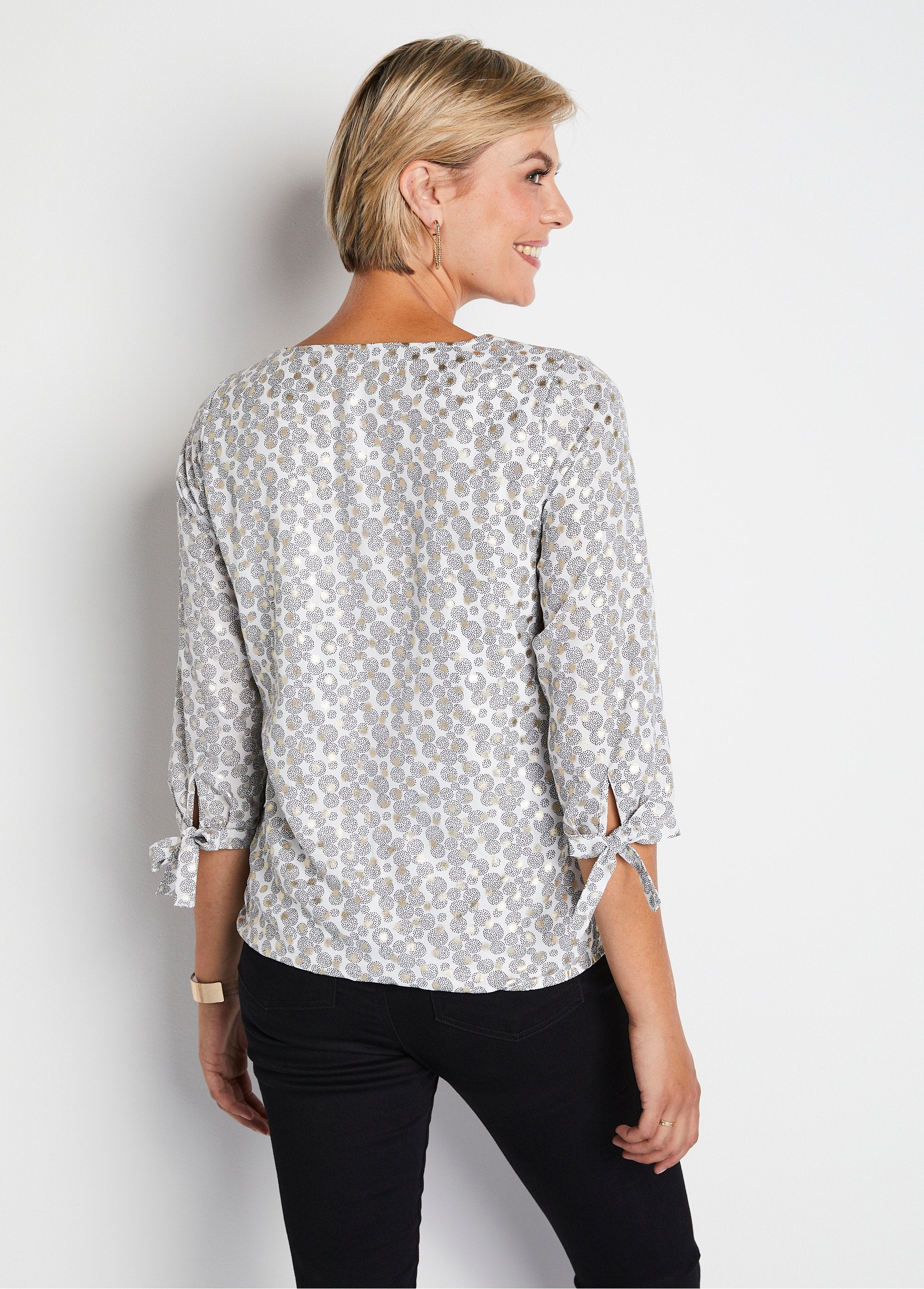 Long_printed_tunic_with_3/4_sleeves_White_background_DO1_slim