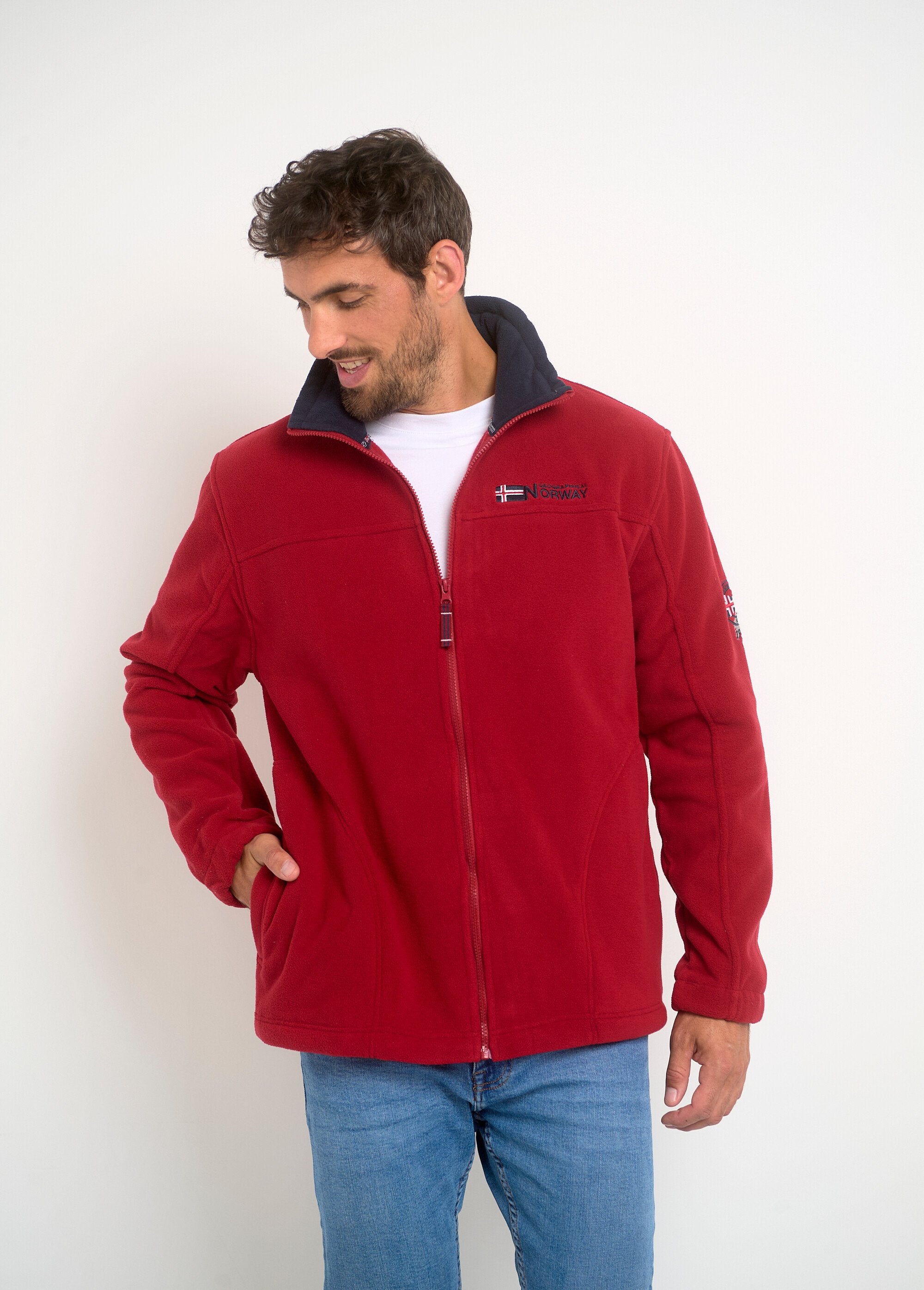 Jacket_with_retractable_fleece_hood_Red_FA1_slim