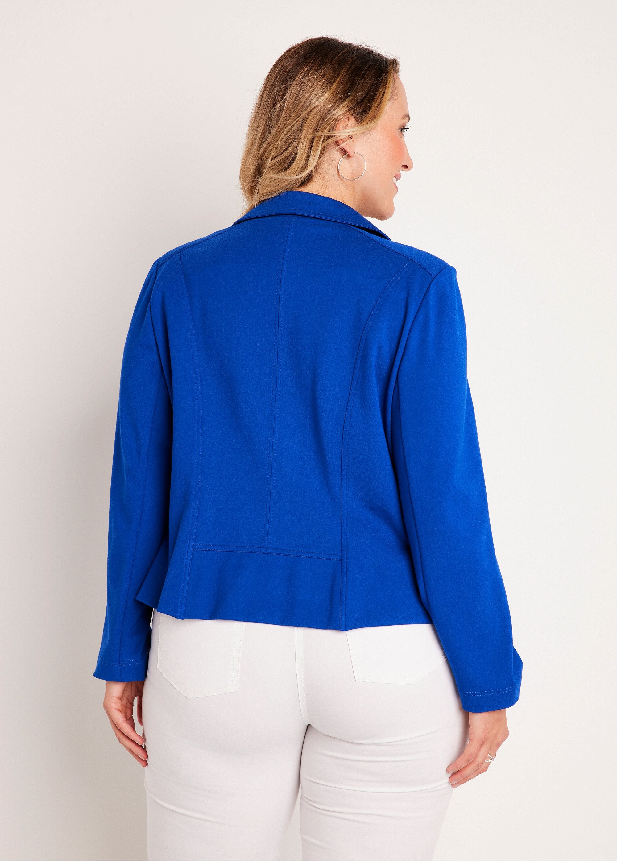 Short_straight_zipped_jacket_in_Milano_knit_Hard_blue_DO1_curvy