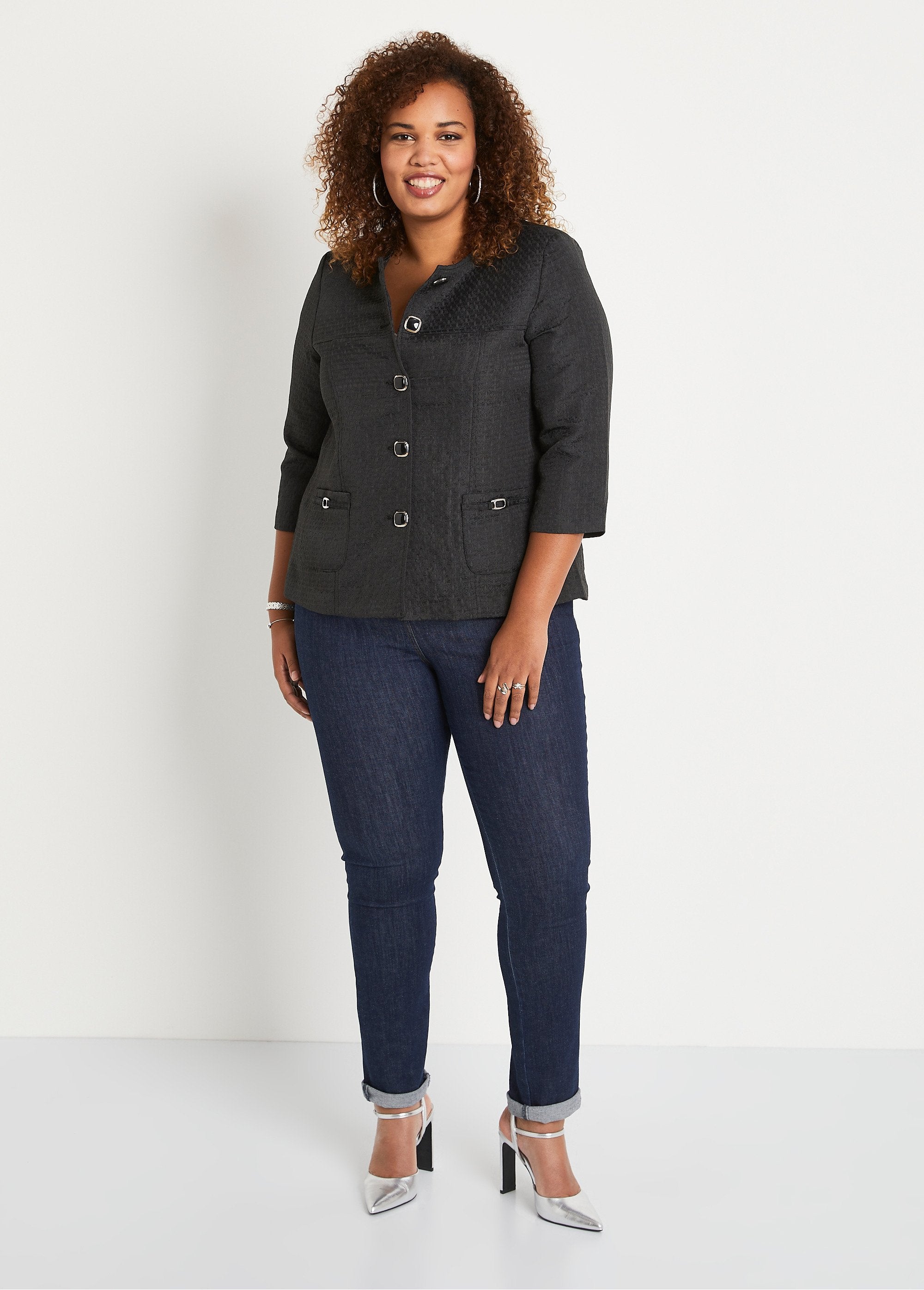 Crew-neck_jacket_with_3/4_sleeves_Black_SF1_curvy