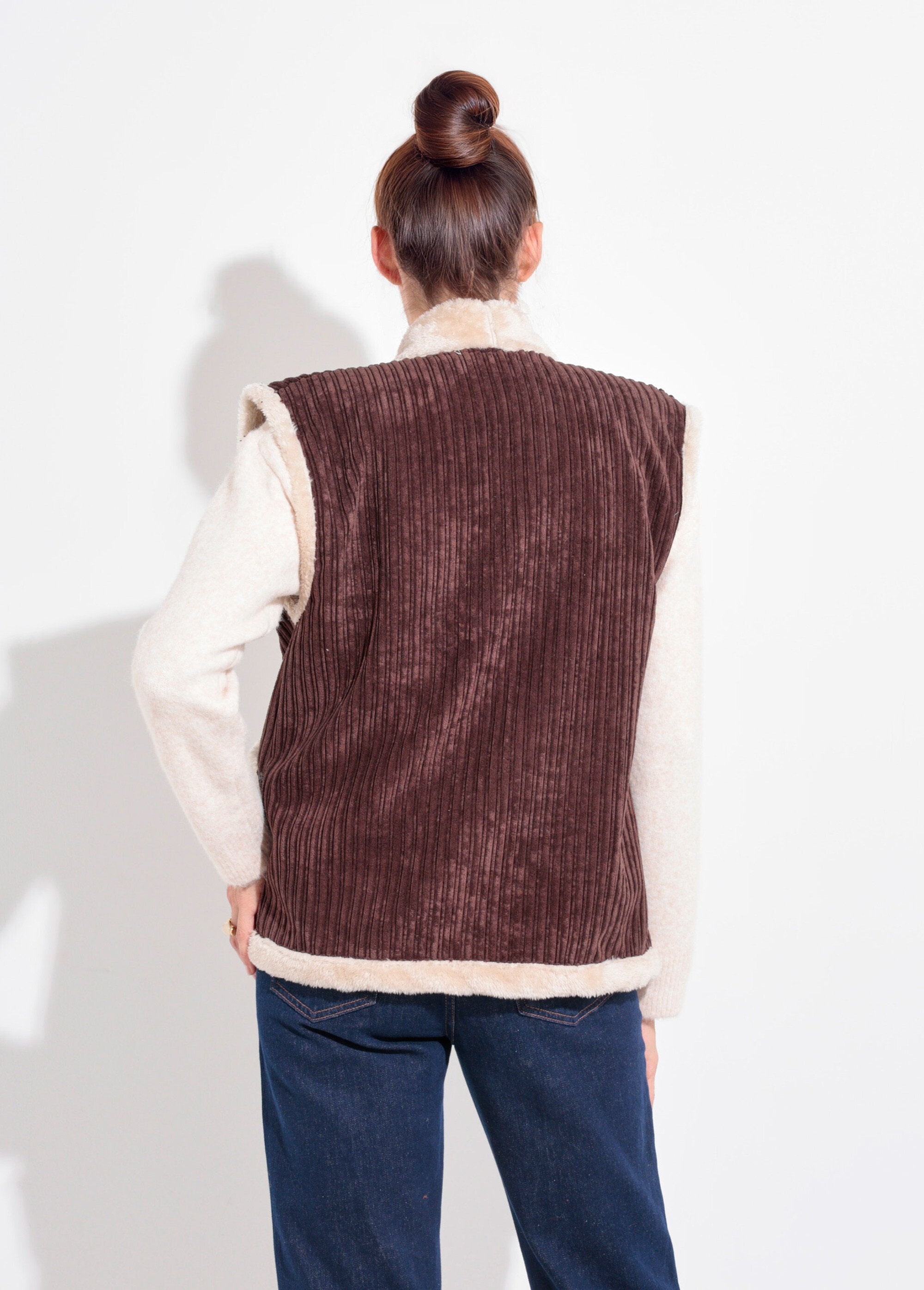 Veste_sans_manches_velours_et_fourrure_Marron_DO1_slim